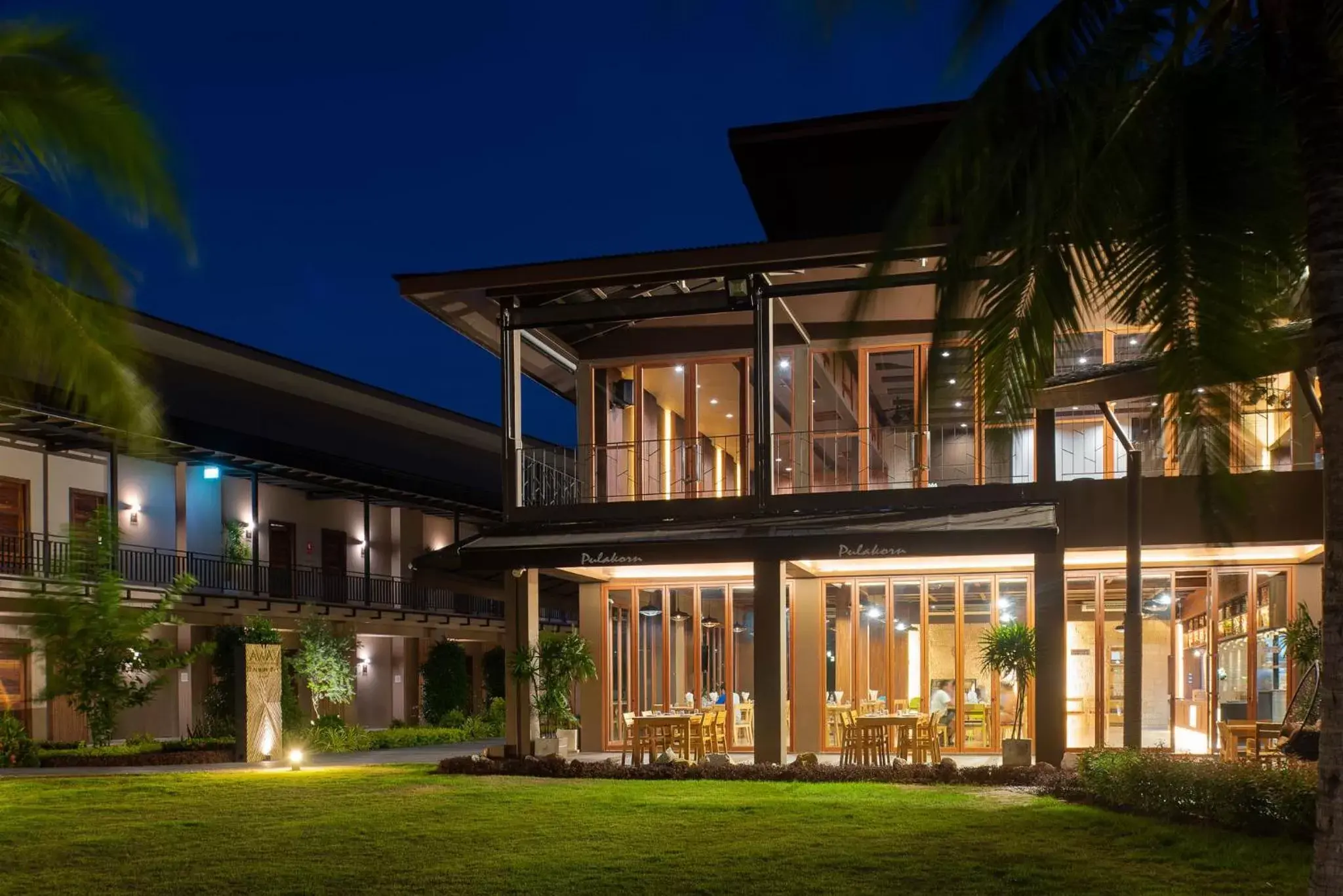 Property building in La Isla Pranburi Beach Resort Property building in La Isla Pranburi Beach Resort