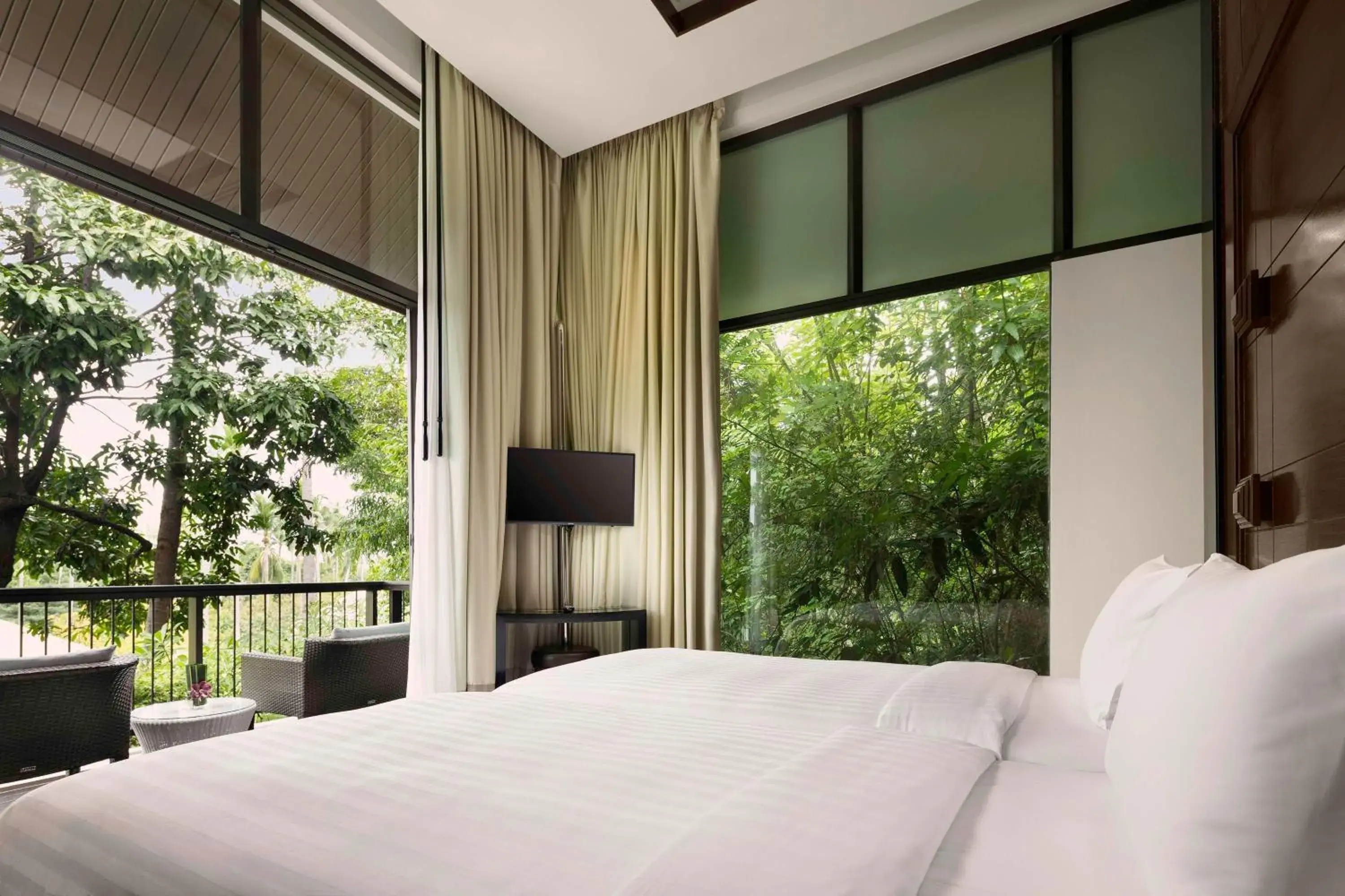 Bedroom, Bed in Banyan Tree Samui - SHA Extra Plus
