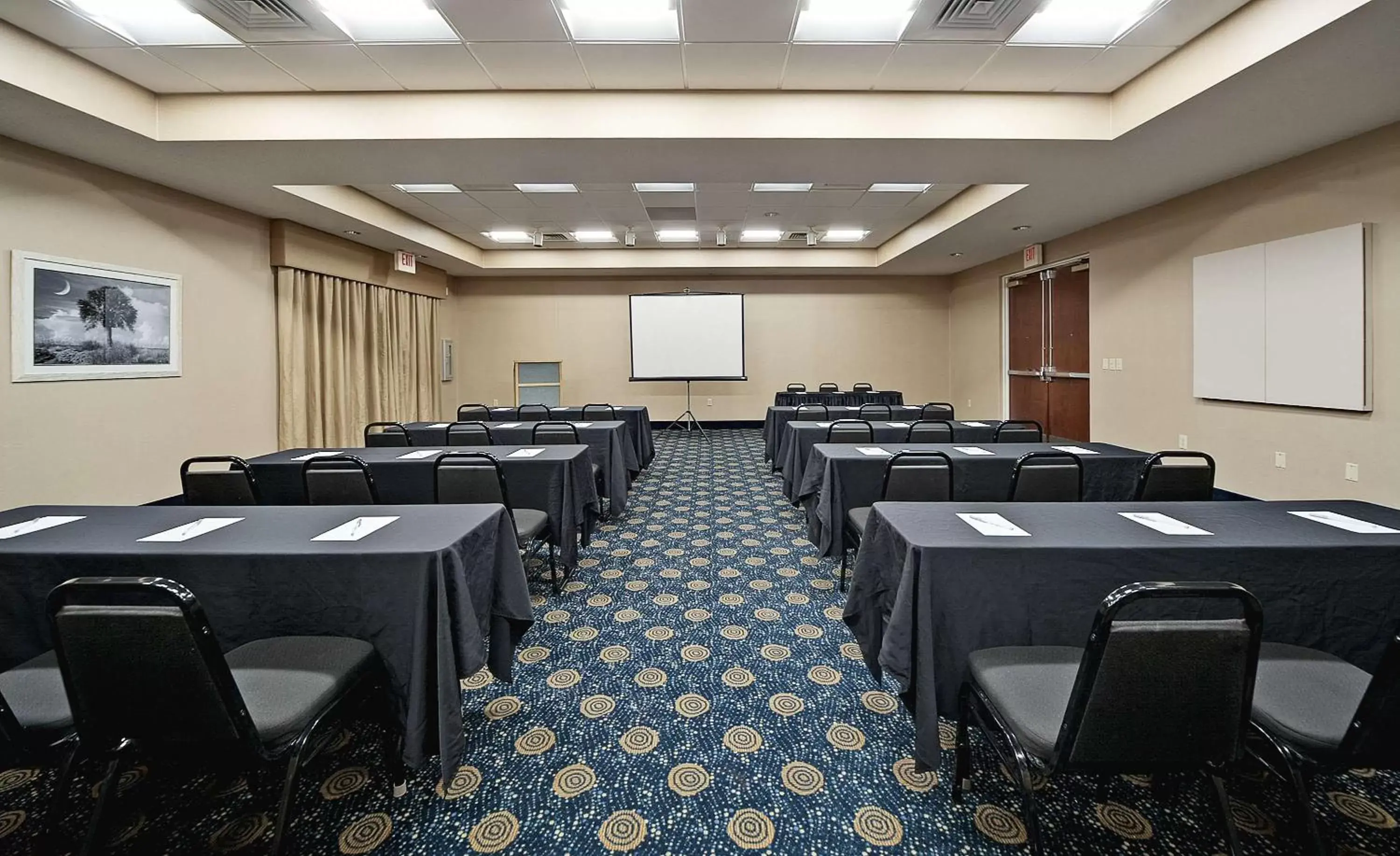 Meeting/conference room in Hampton Inn Myrtle Beach Broadway at the Beach