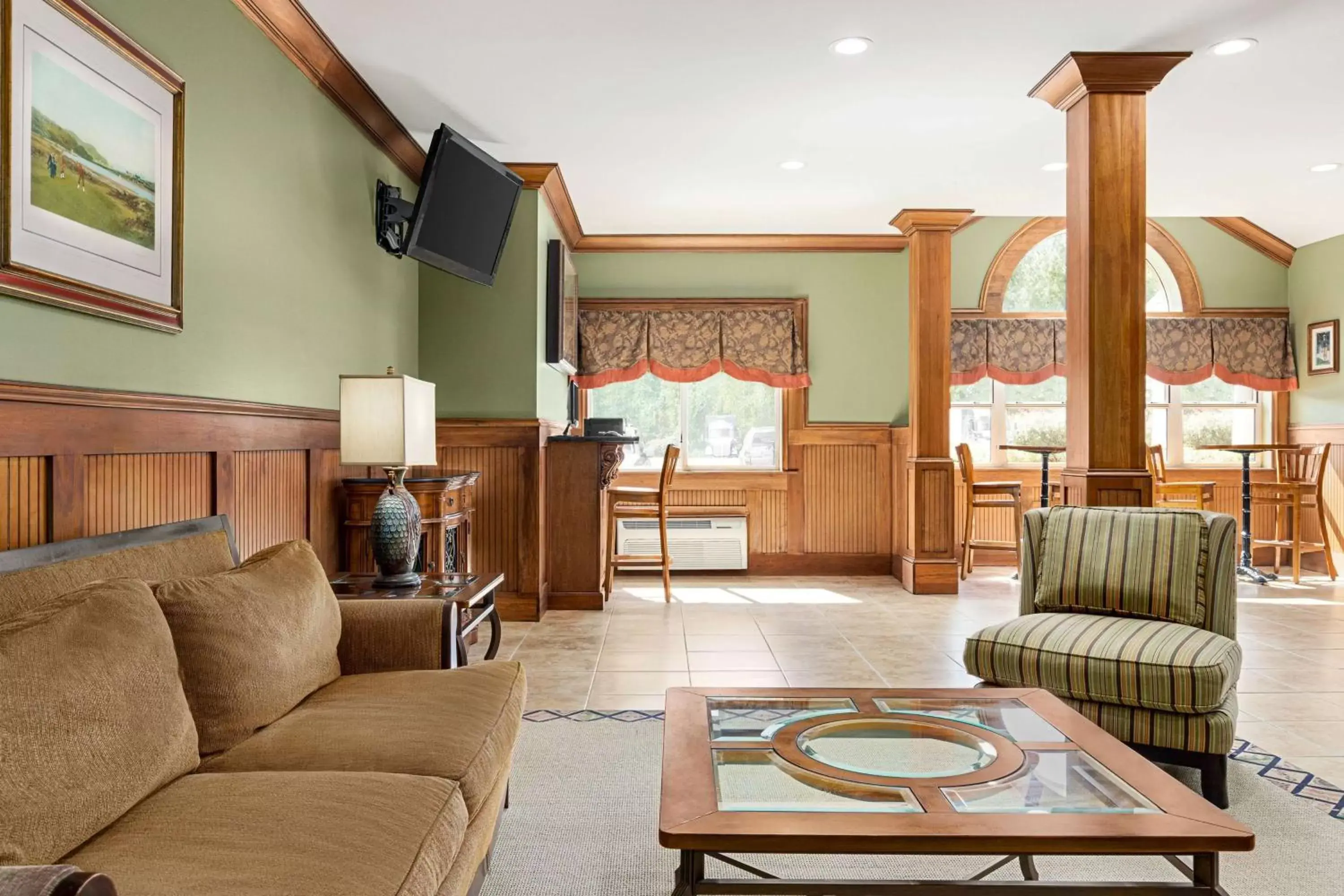 Lobby or reception, Seating Area in Microtel Inn & Suites by Wyndham Woodstock/Atlanta North