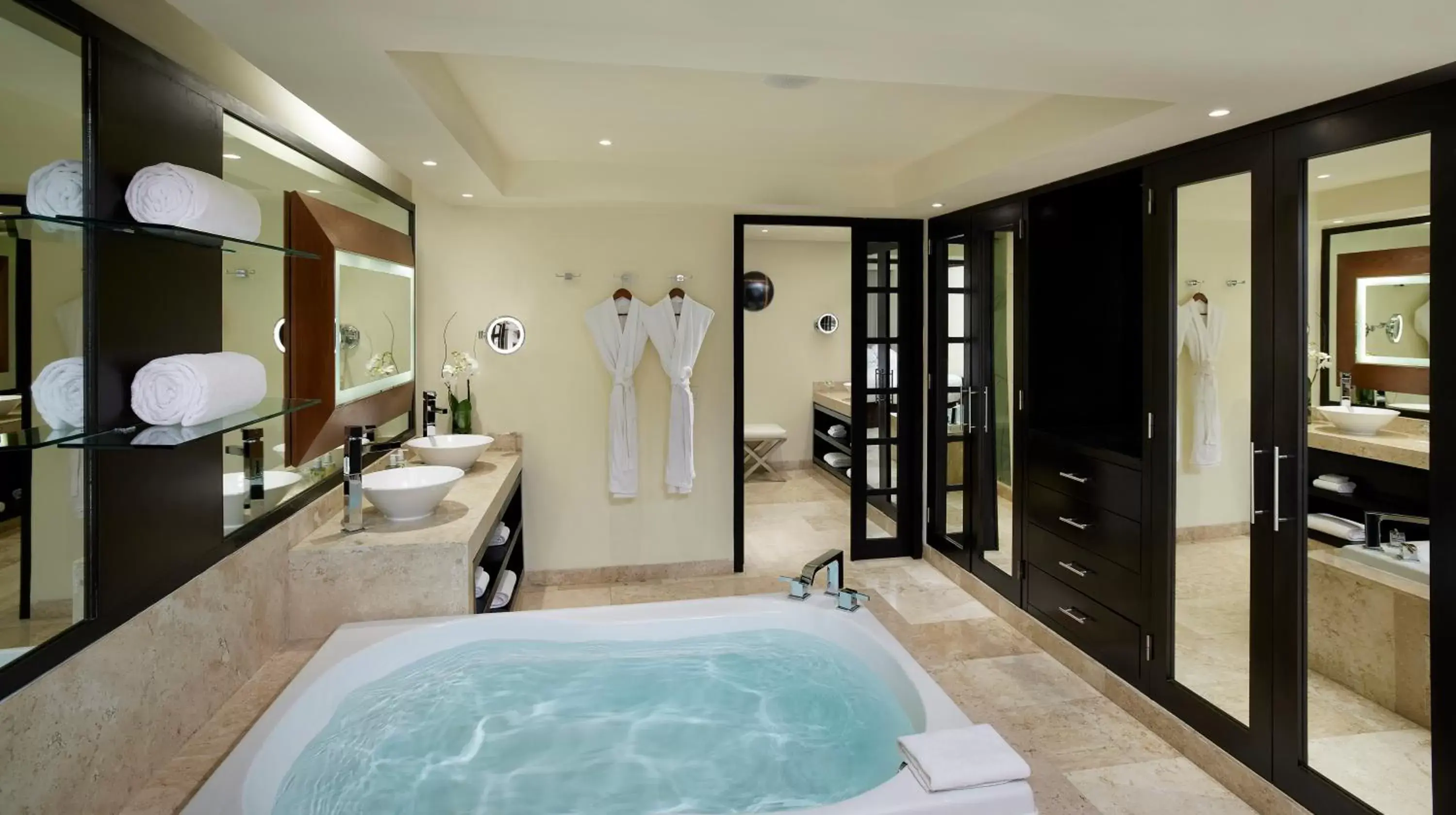 Bathroom in Paradisus La Perla - Adults Only All Inclusive