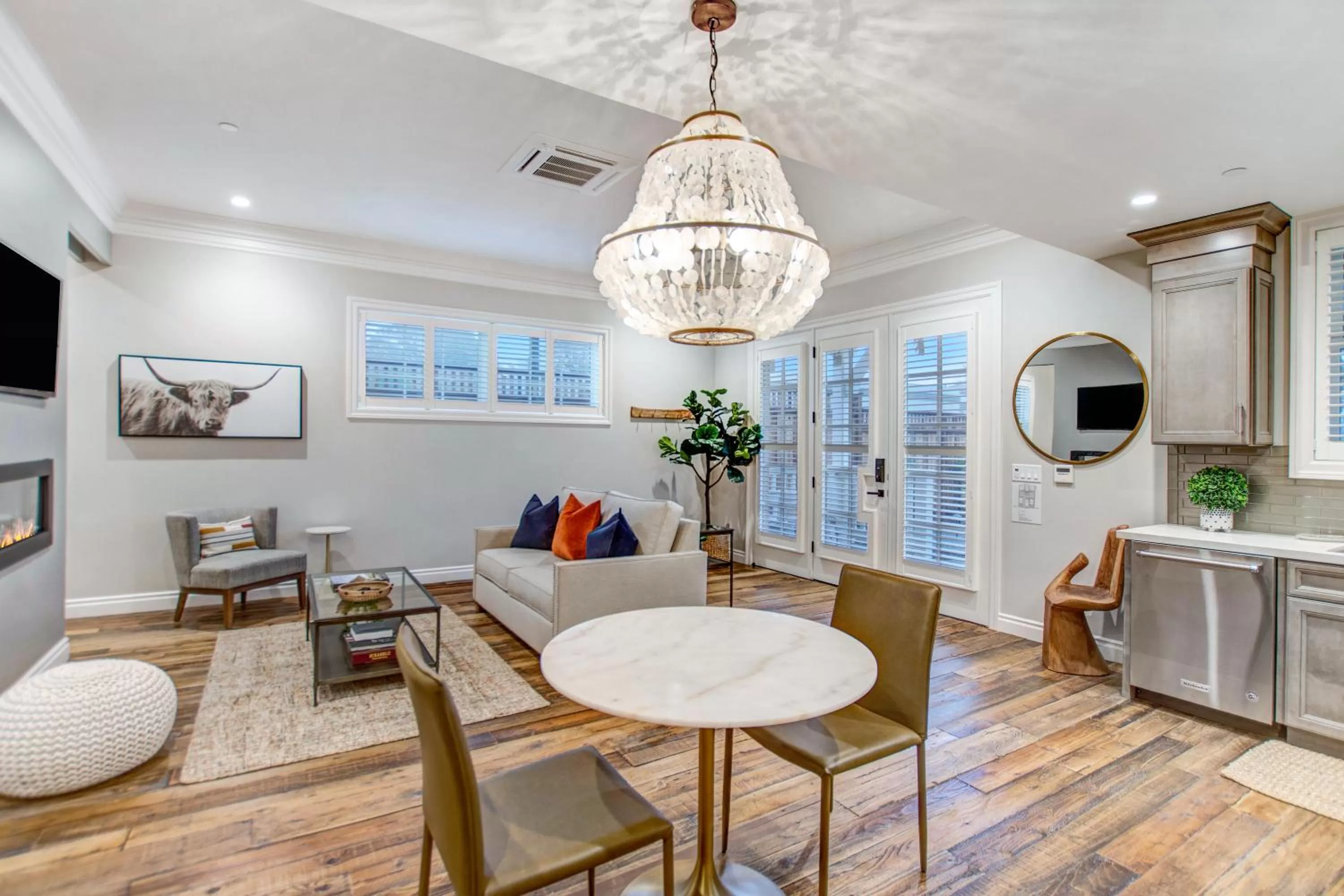 Living room, Seating Area in Sonoma Bungalows