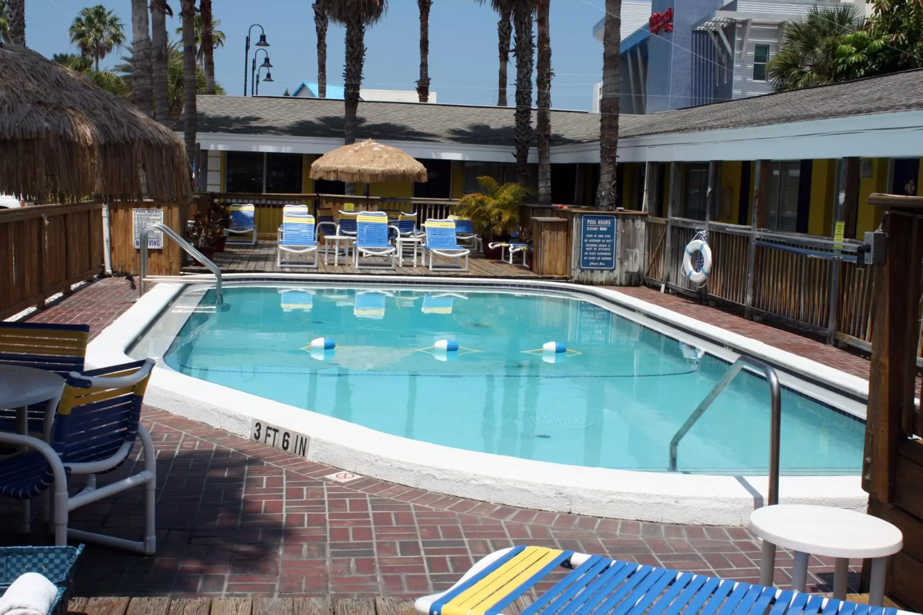Swimming Pool in Barefoot Bay Resort Motel