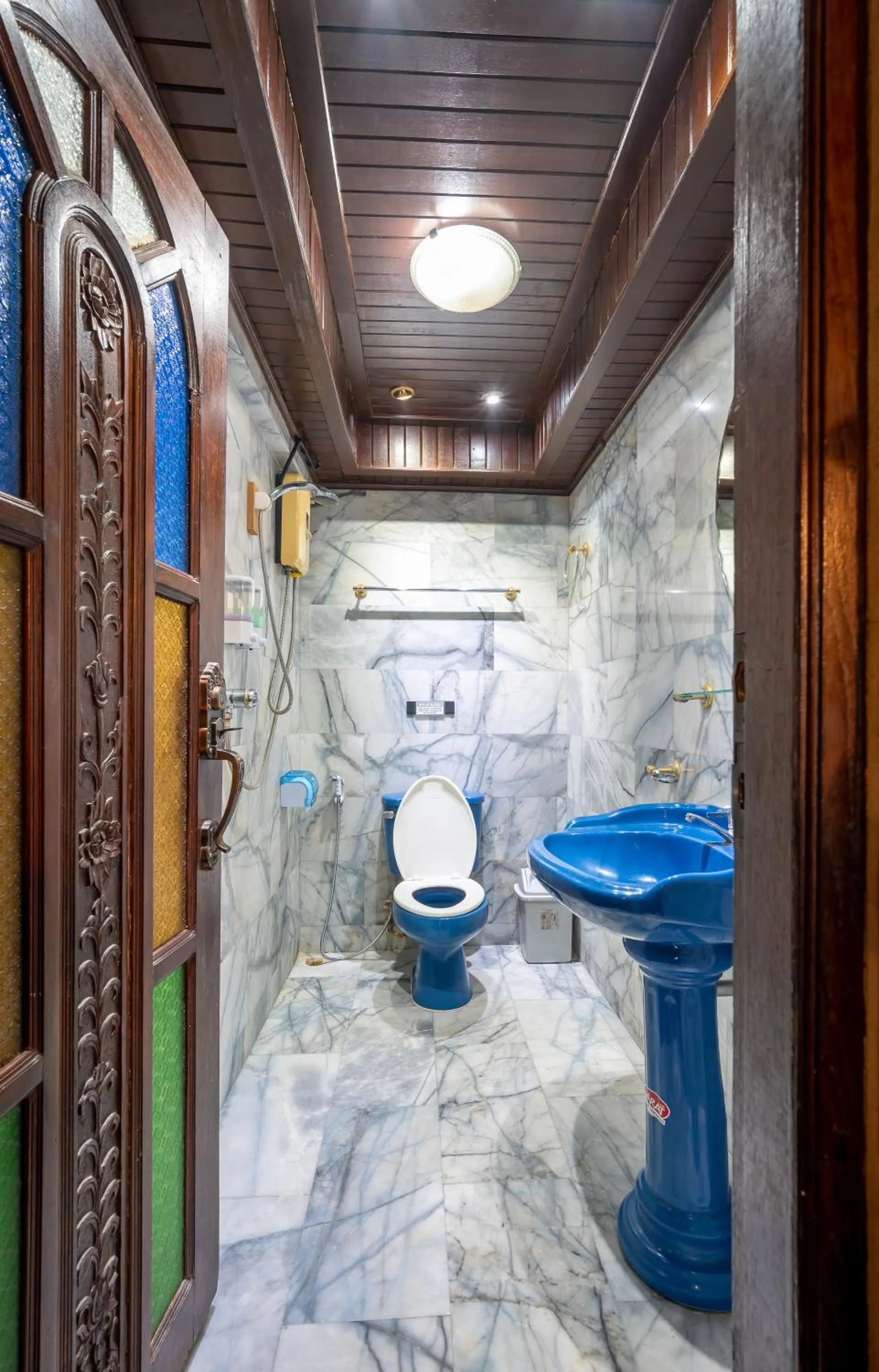 Toilet in Blue Dream Guesthouse