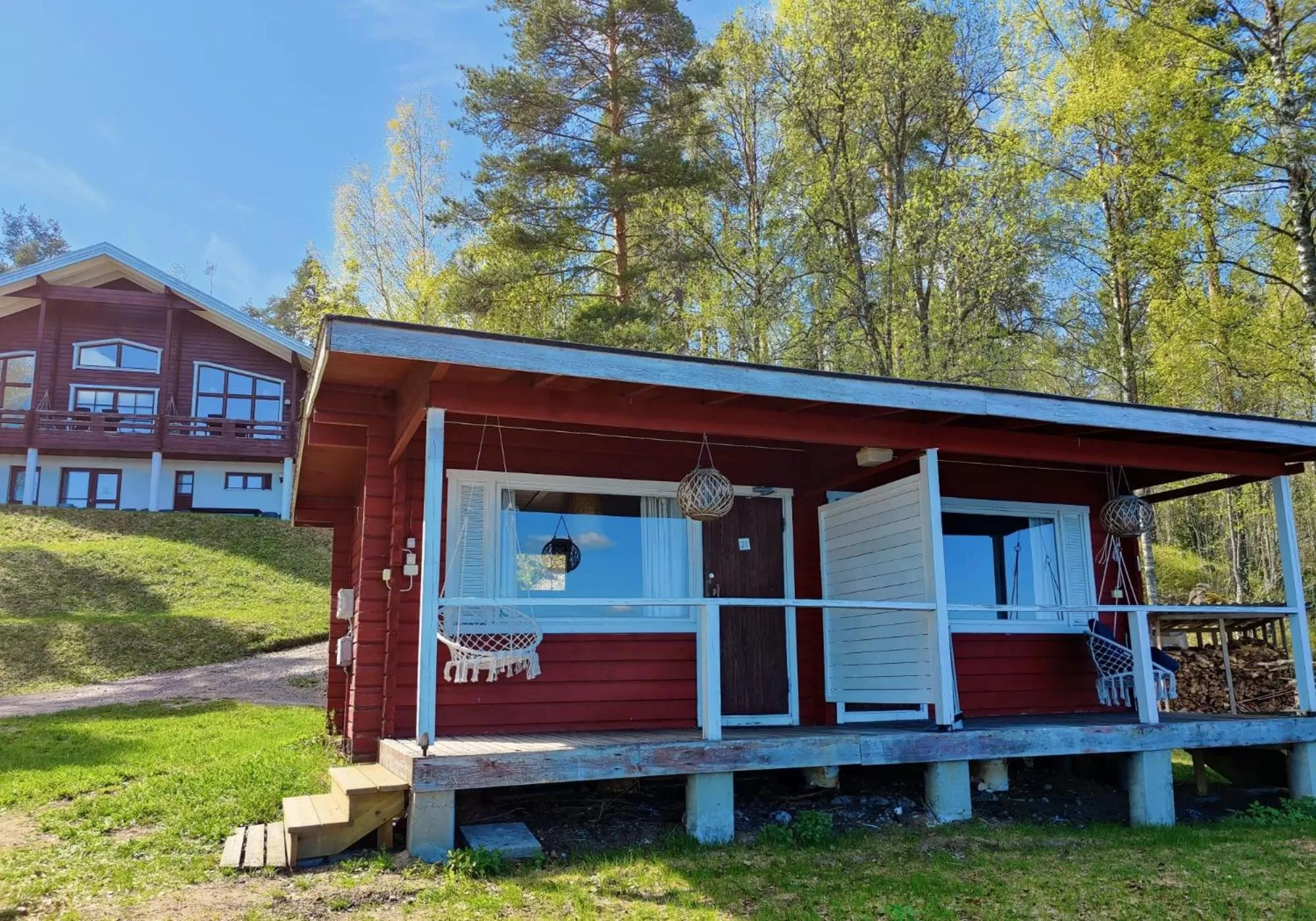 Property building in Hotelli Hirsiranta