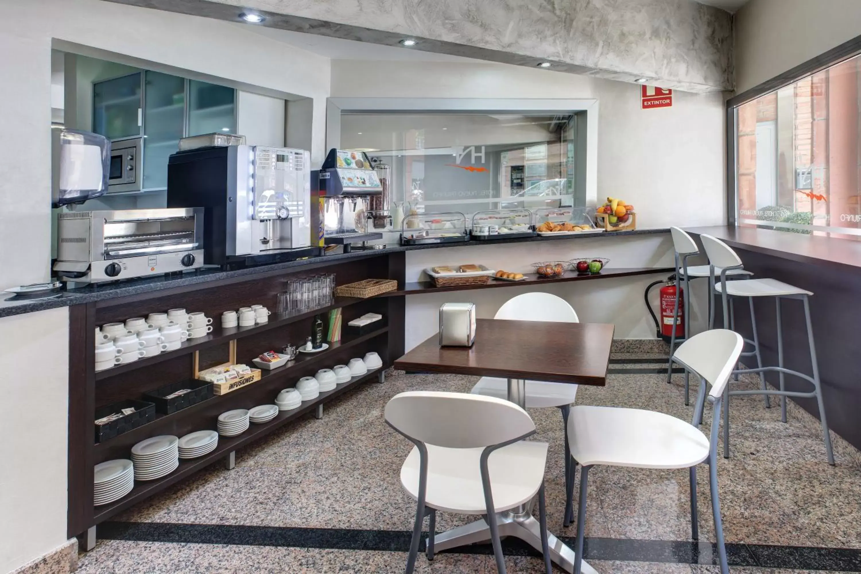 Buffet breakfast, Restaurant/Places to Eat in Hotel Nuevo Triunfo