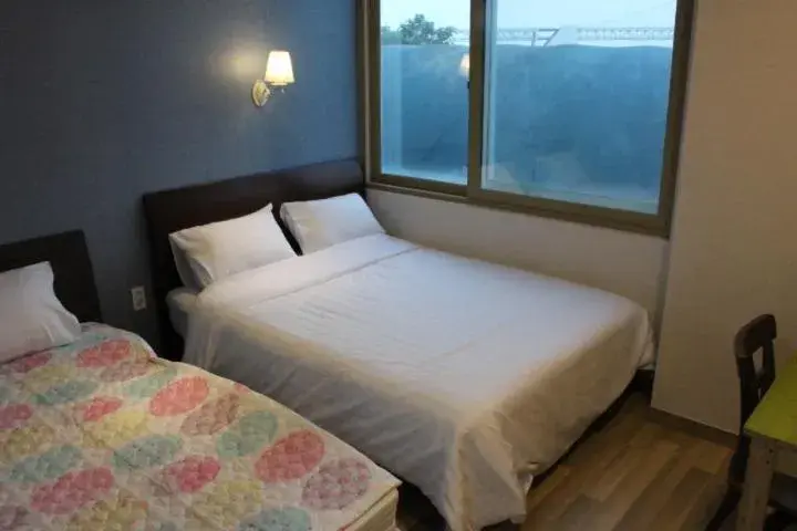 cot, Bed in Bexco Hostel B&B