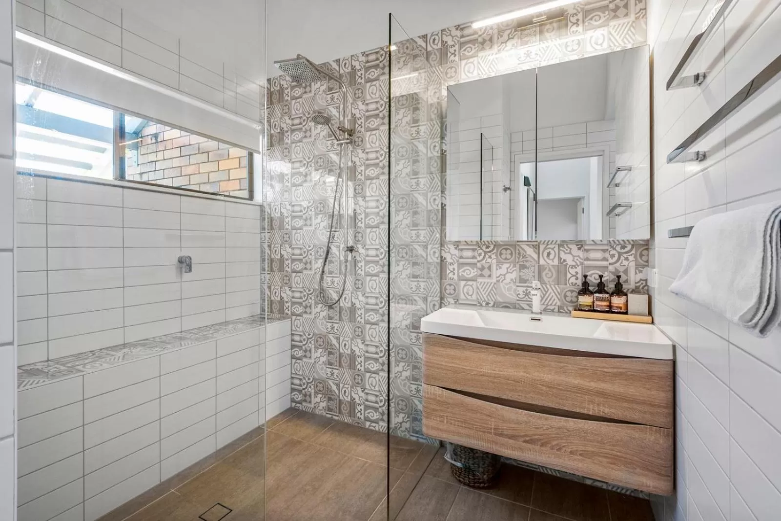 Glen Eden Beach Resort