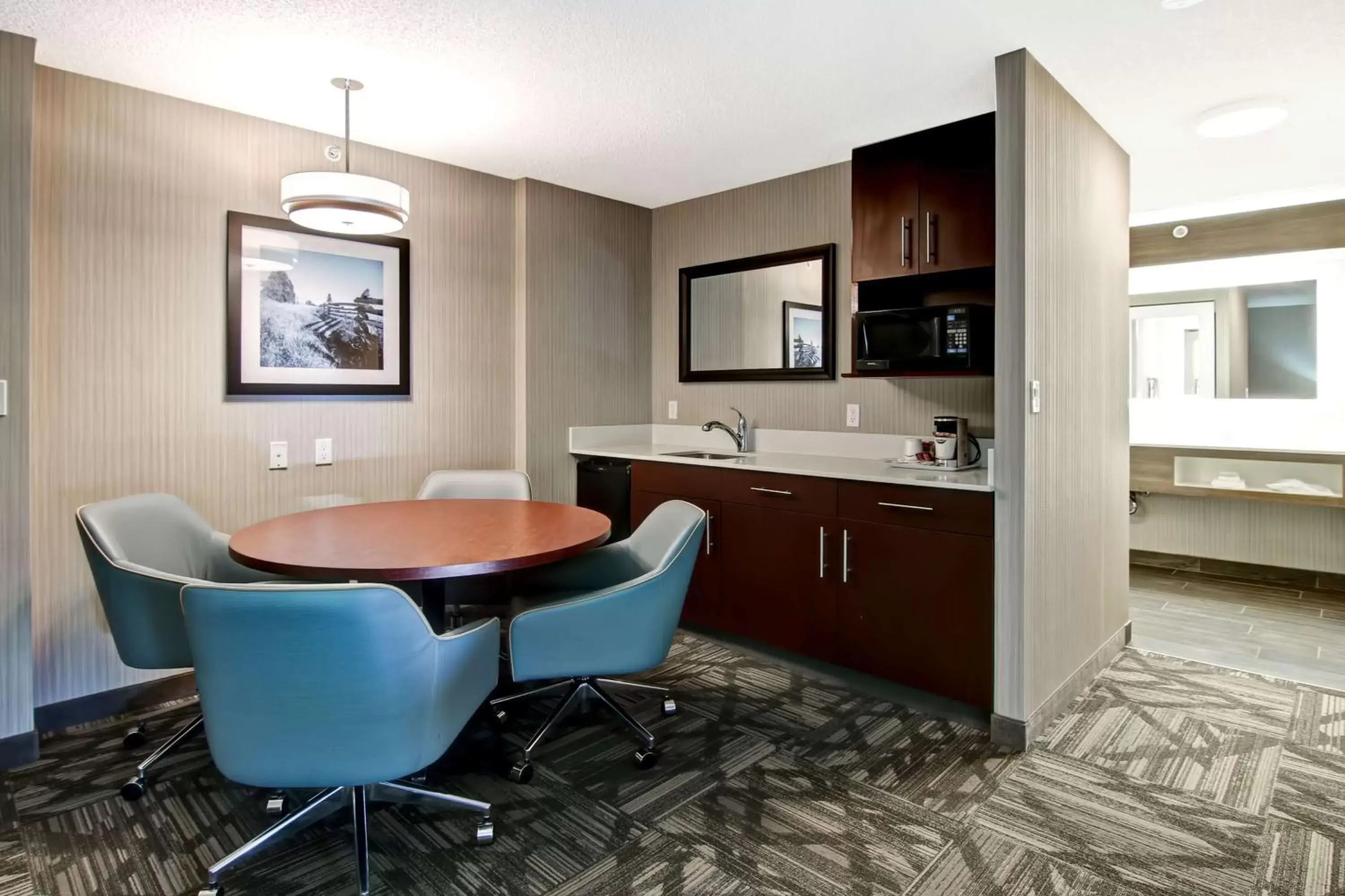 Other, Kitchen/Kitchenette in Hampton Inn & Suites by Hilton Calgary-Airport