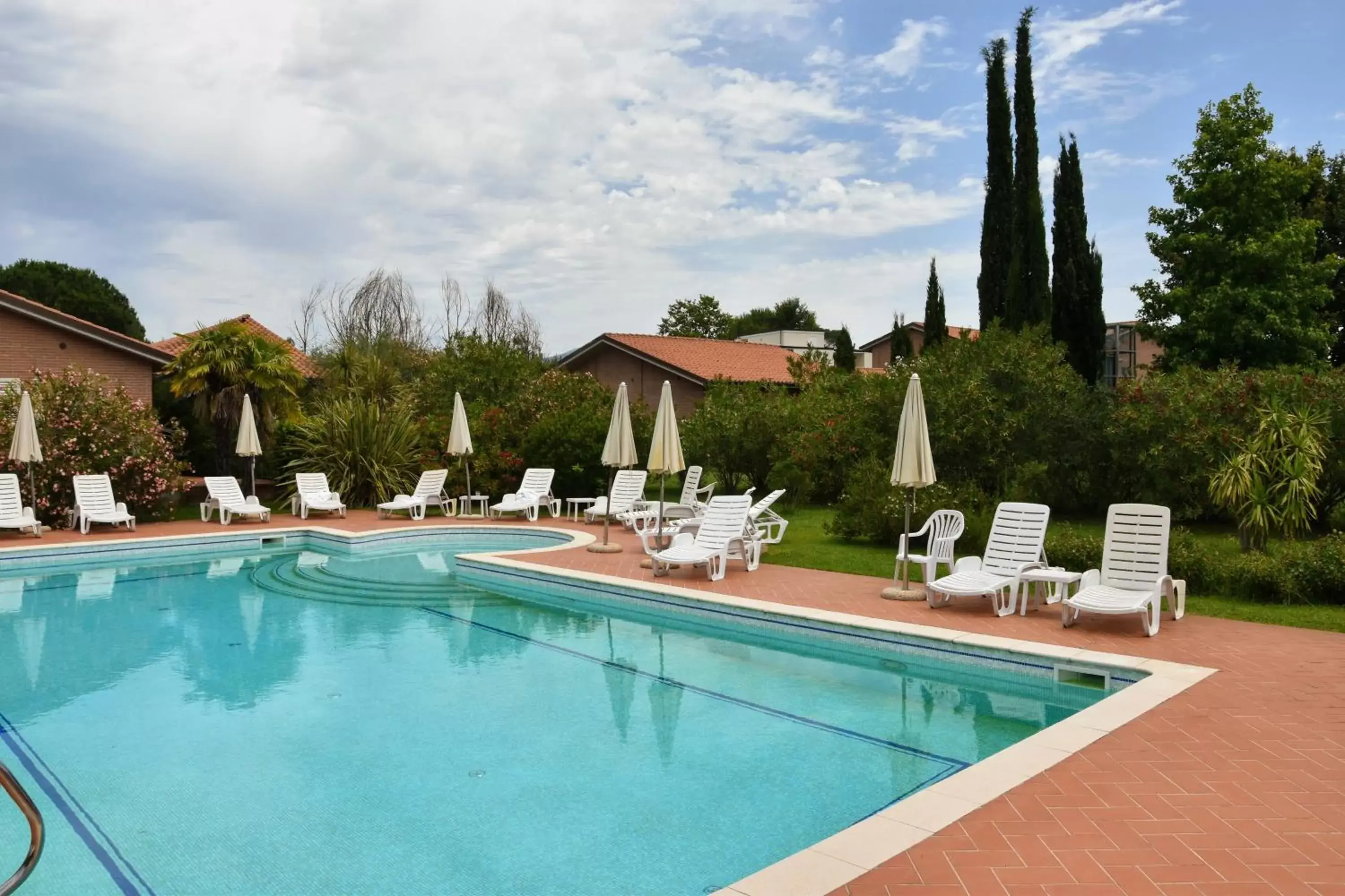 Garden, Swimming Pool in Residence San Rossore