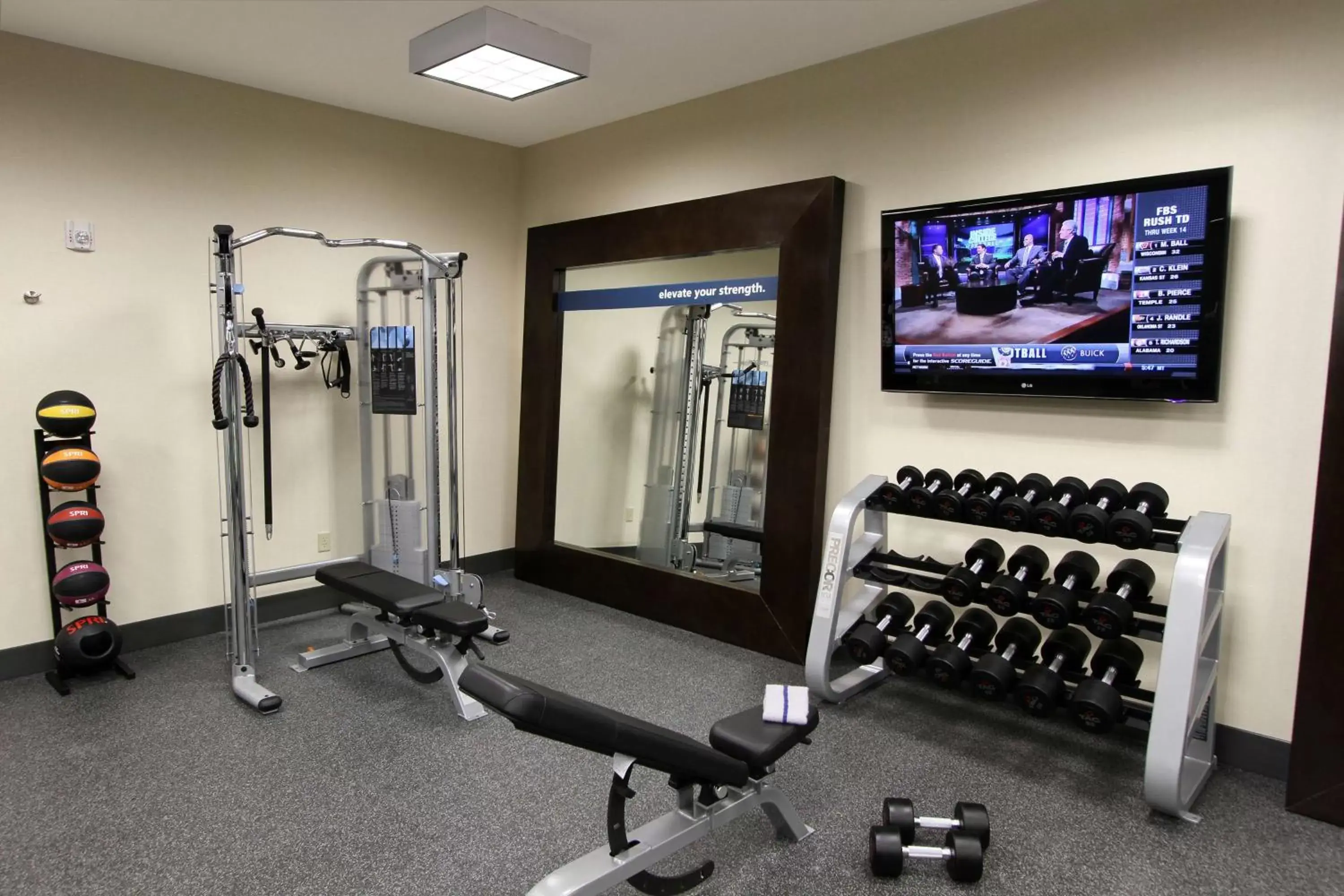 Fitness centre/facilities, Fitness Center/Facilities in Hampton Inn & Suites Winnie