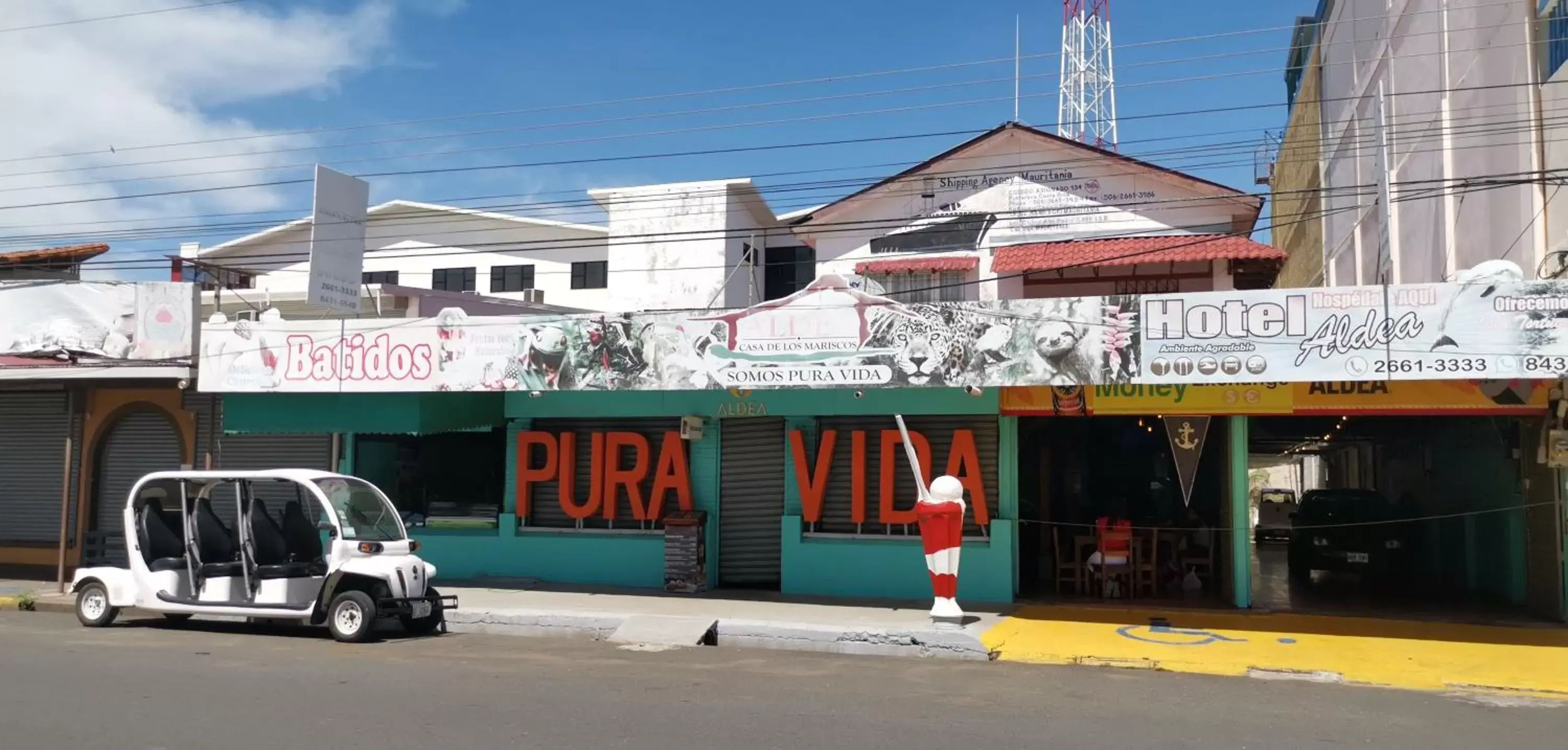 Property Building in Hotel Aldea Pura Vida