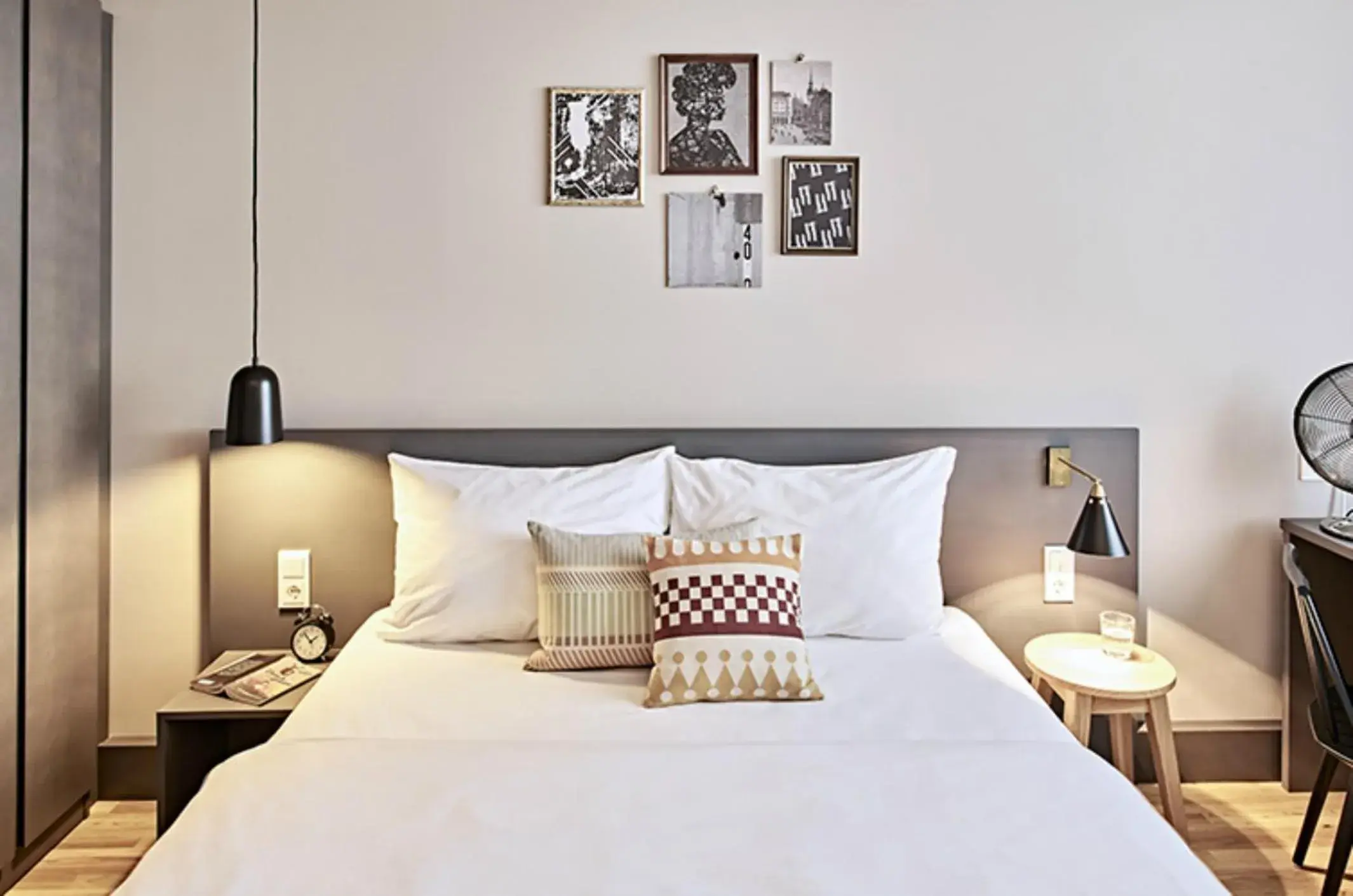 Photo of the whole room, Bed in Bold Hotel München Zentrum