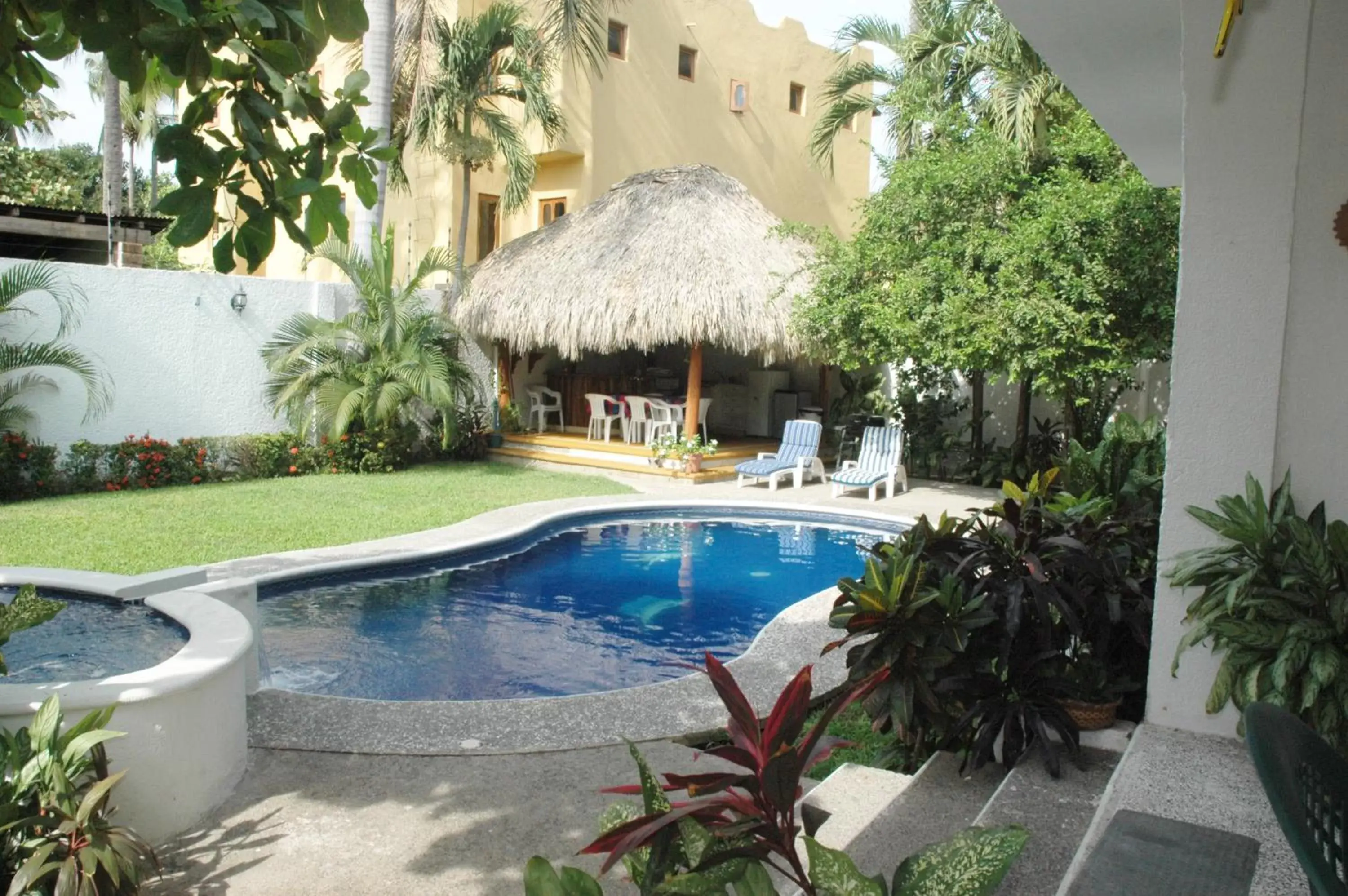 Balcony/Terrace, Swimming Pool in Villas Mercedes