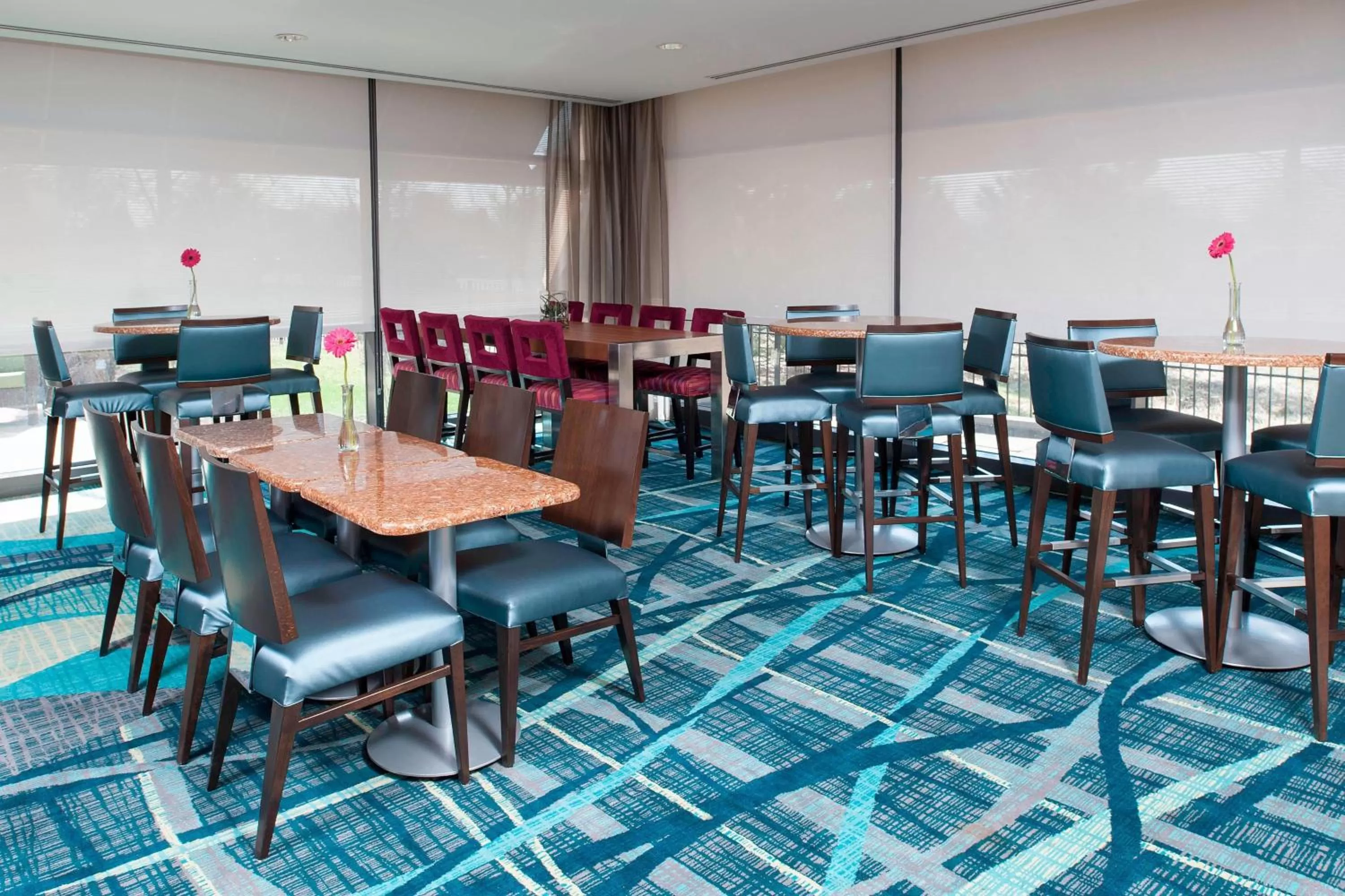 Breakfast in SpringHill Suites by Marriott Chicago O'Hare