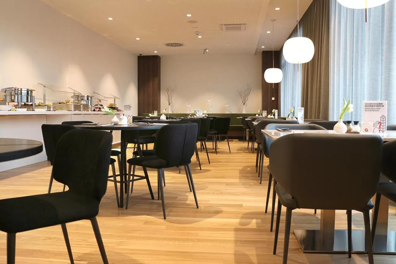 Restaurant/places to eat in GINN City and Lounge Ravensburg