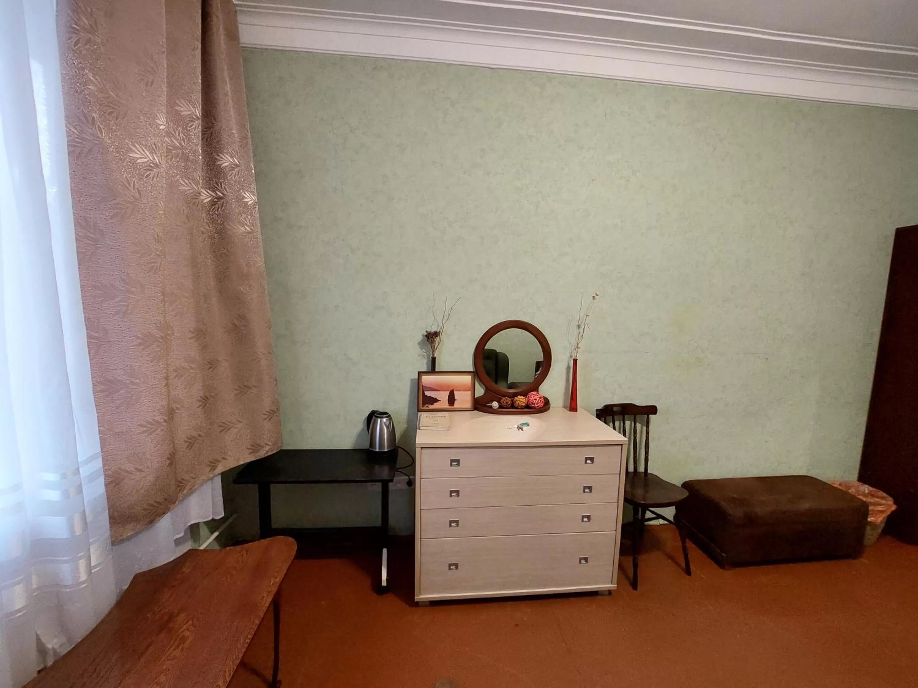 Coffee/tea facilities in Alaska Fox