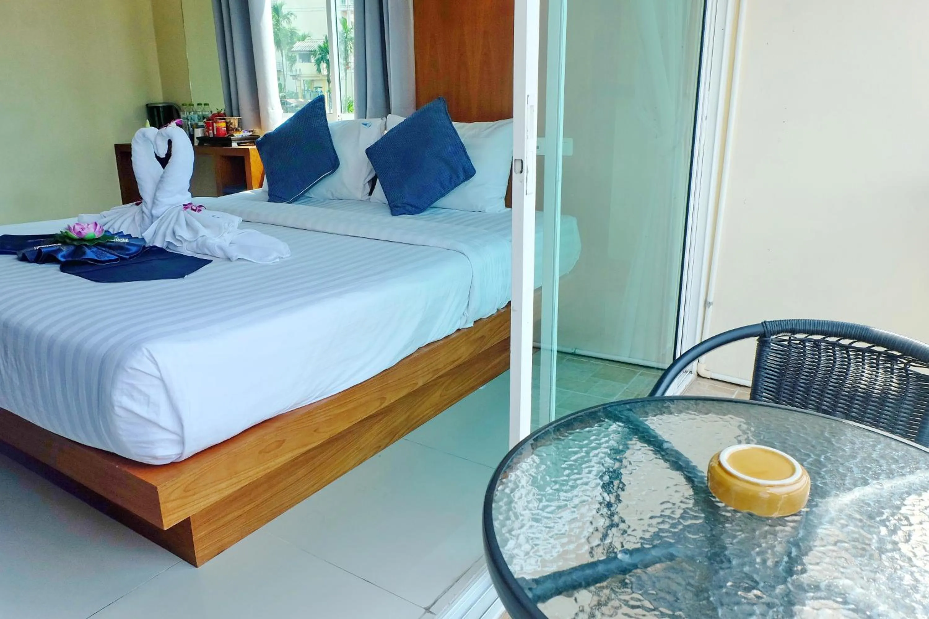 Bed in Calypso Patong Hotel