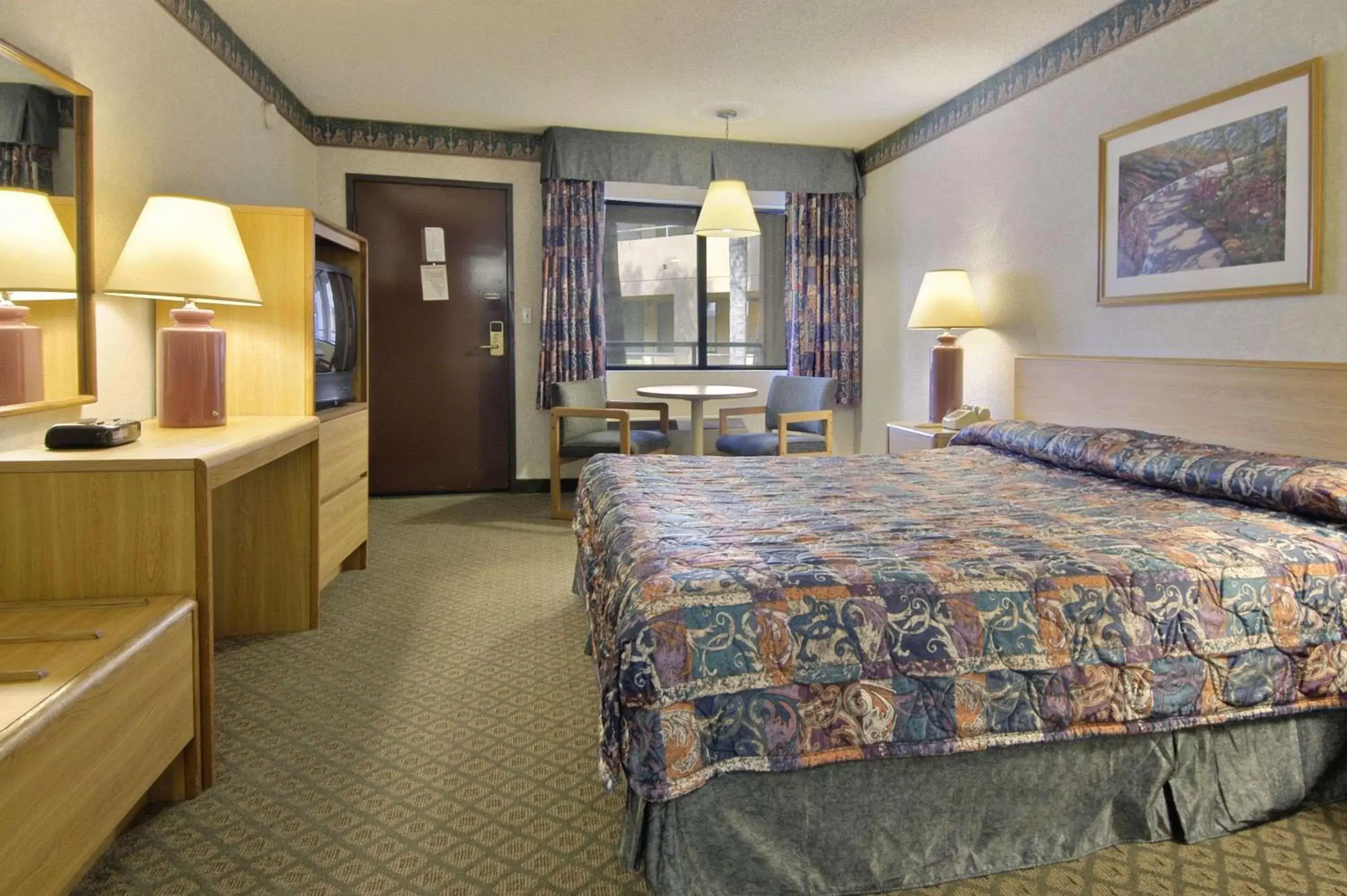 Photo of the whole room in Travelodge by Wyndham Commerce Los Angeles Area