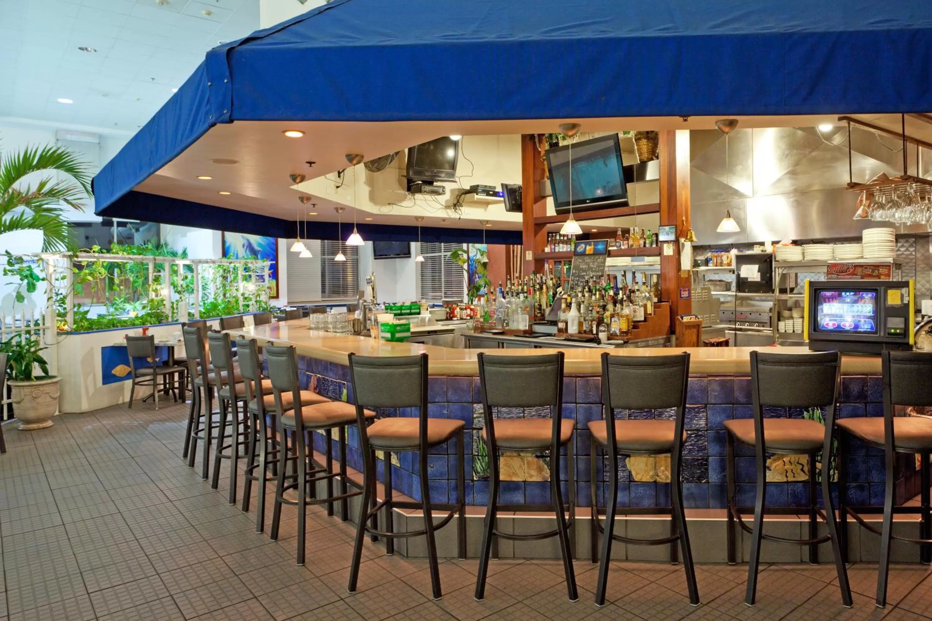 Lounge or bar in Holiday Inn & Suites Ocean City by IHG