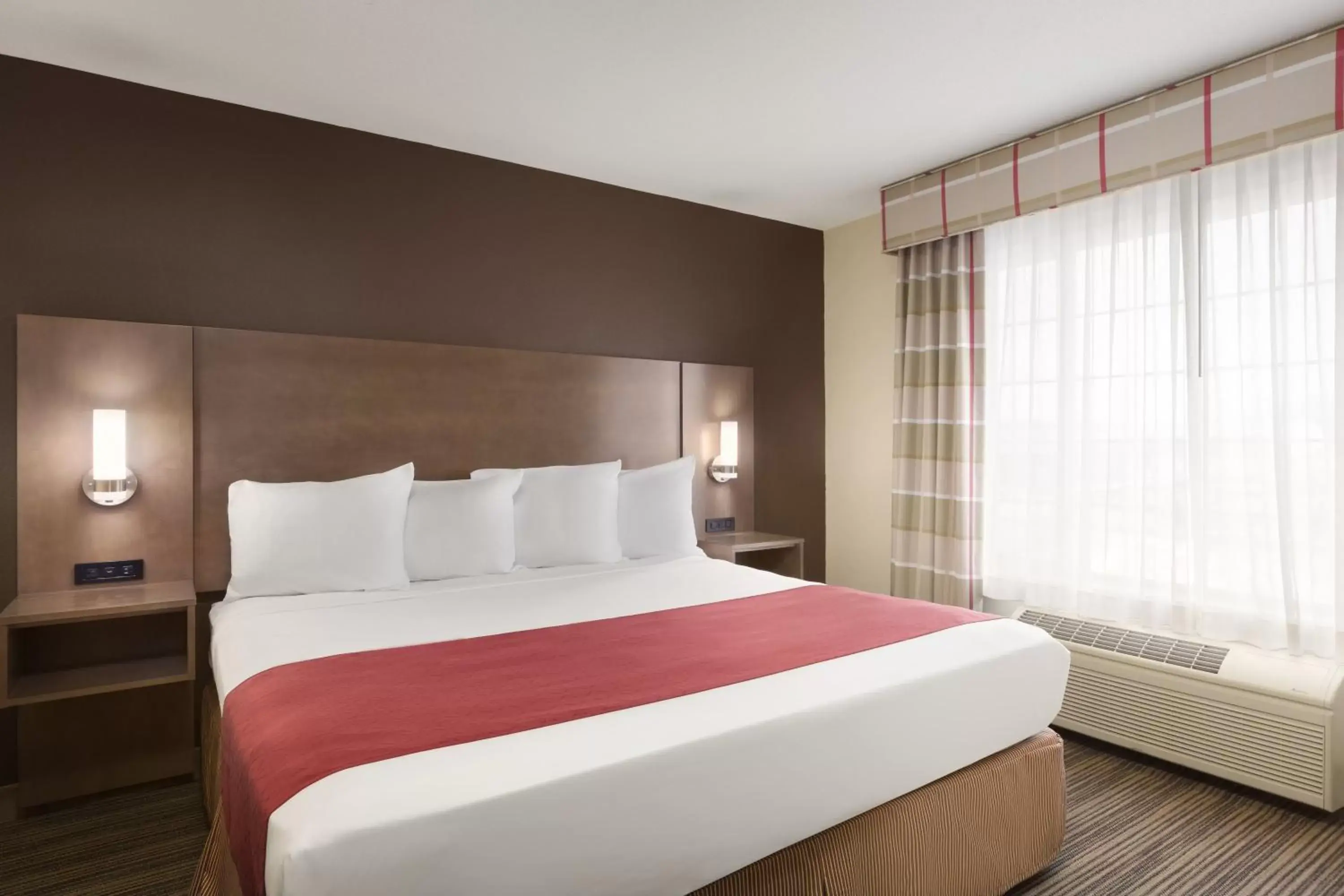 Bedroom, Bed in Country Inn & Suites by Radisson, Albert Lea, MN
