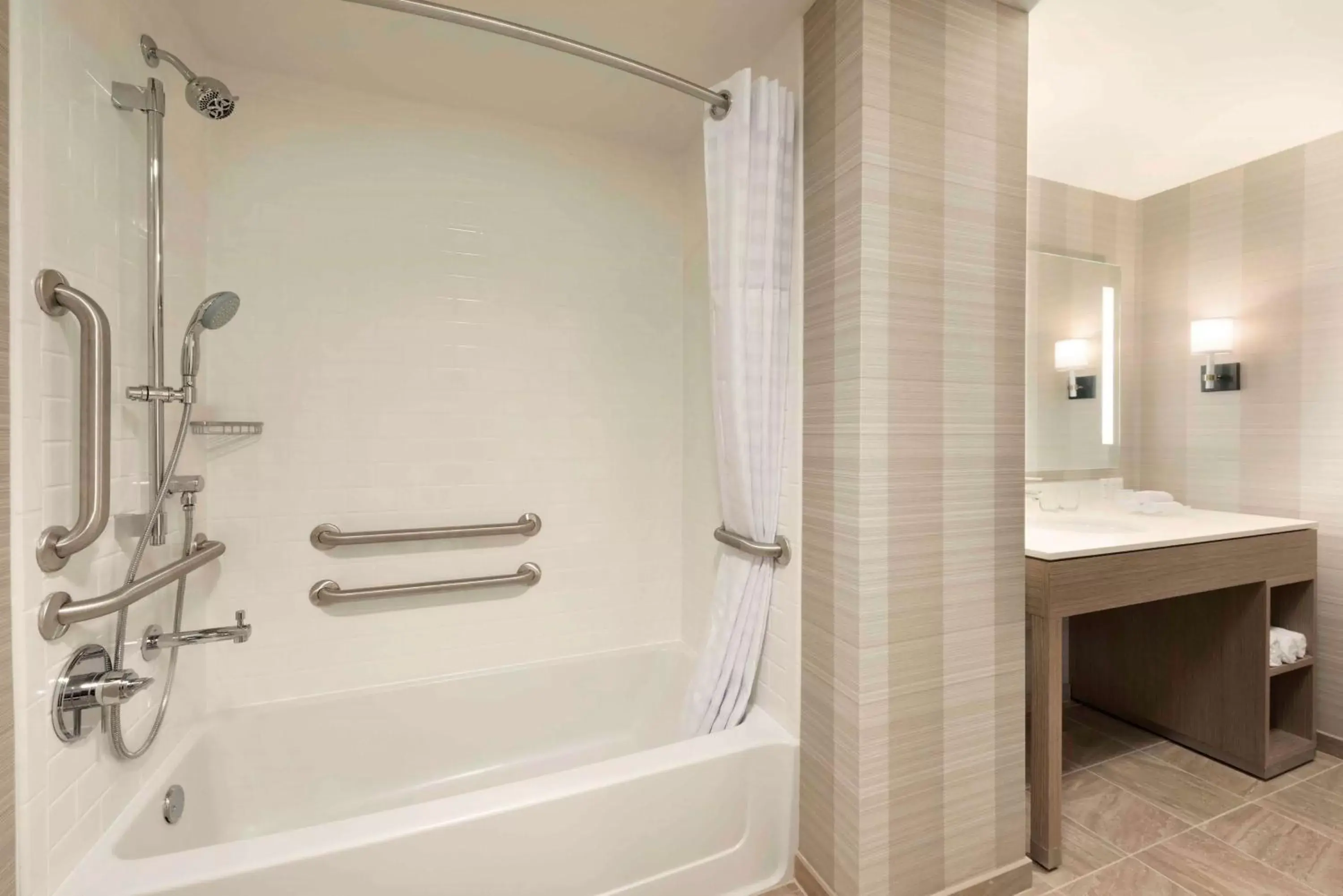 Bathroom in Homewood Suites by Hilton Chicago Downtown West Loop