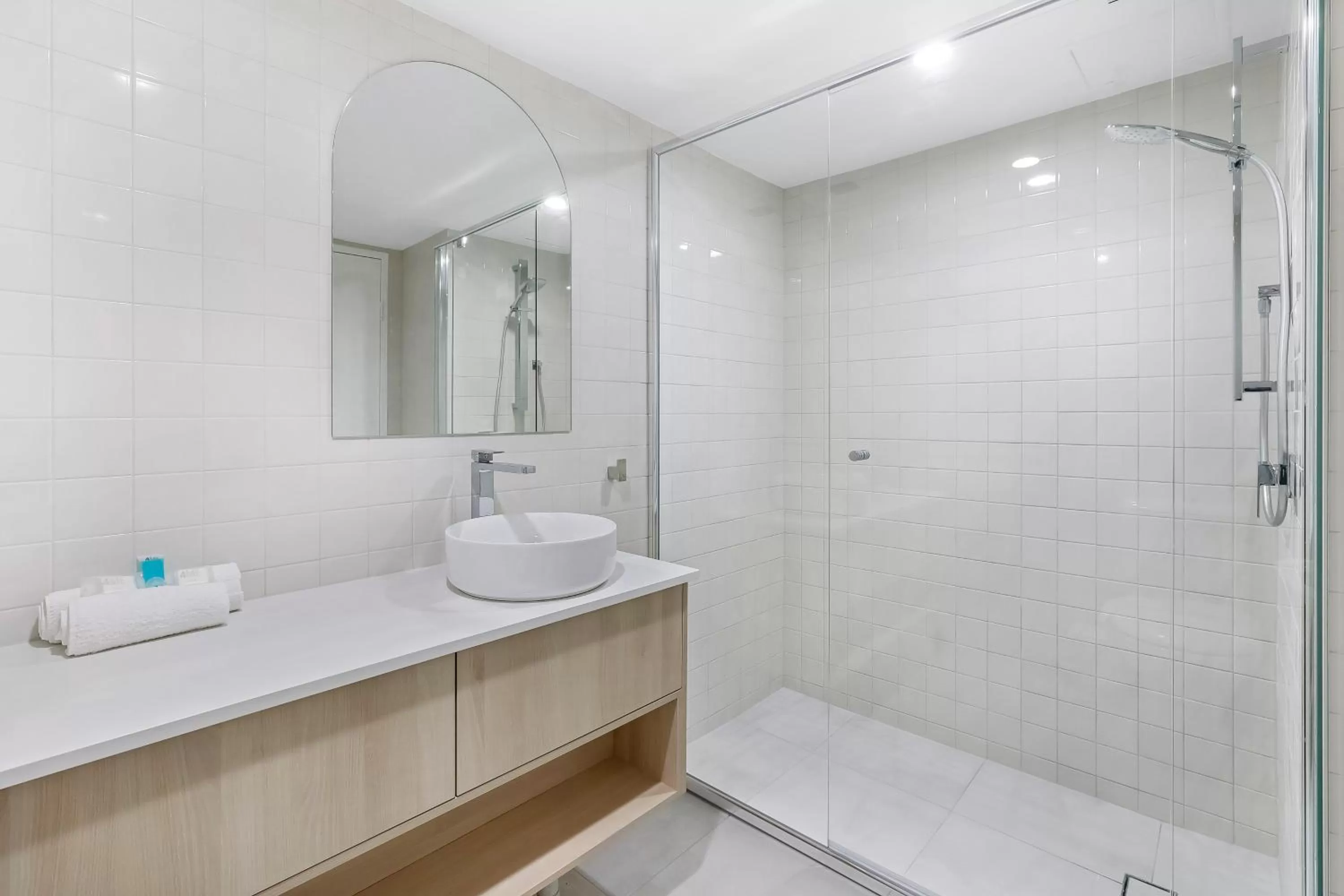 Surfers Century Oceanside Apartments