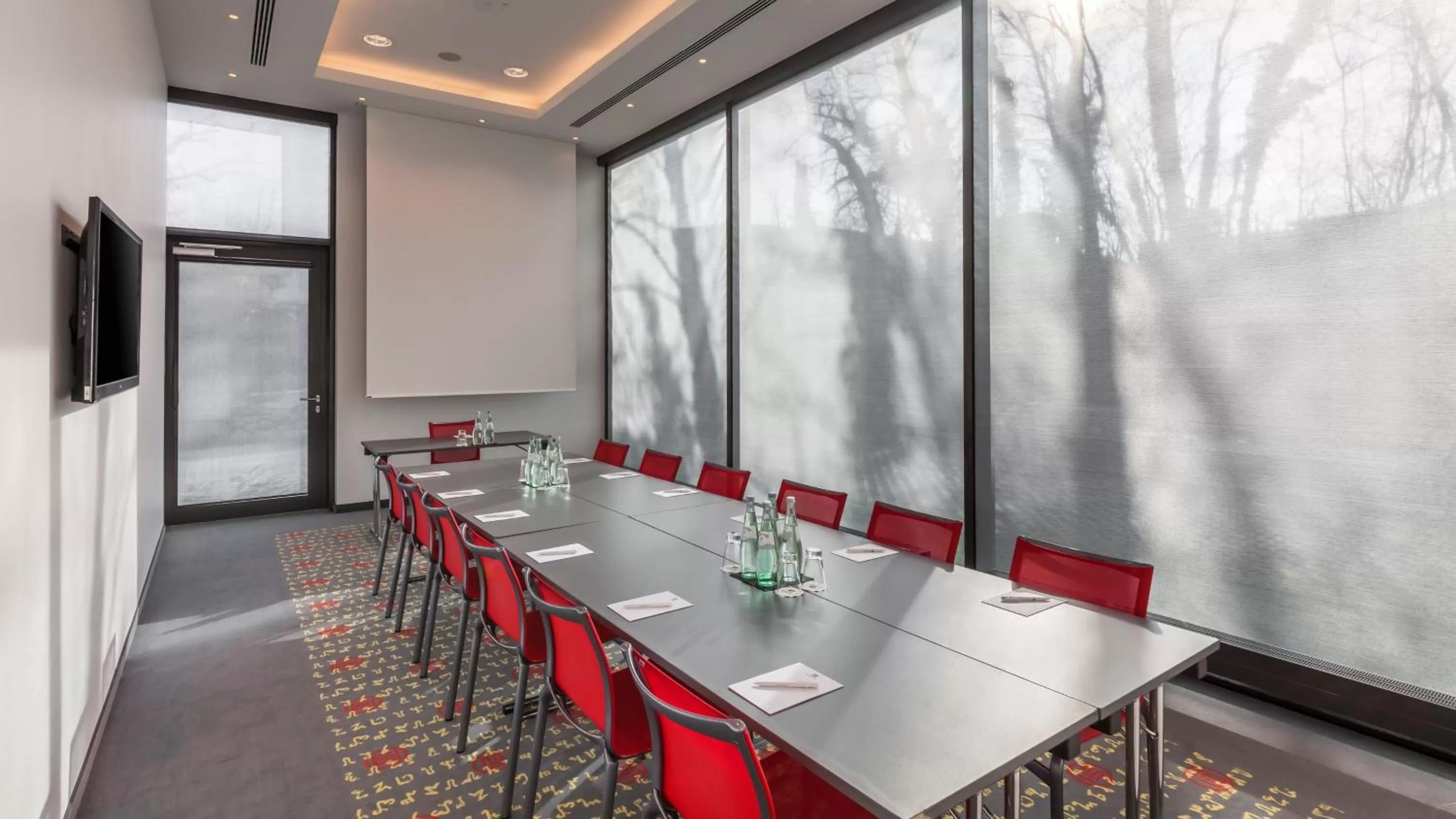 Meeting/conference room in Holiday Inn Munich - Westpark by IHG