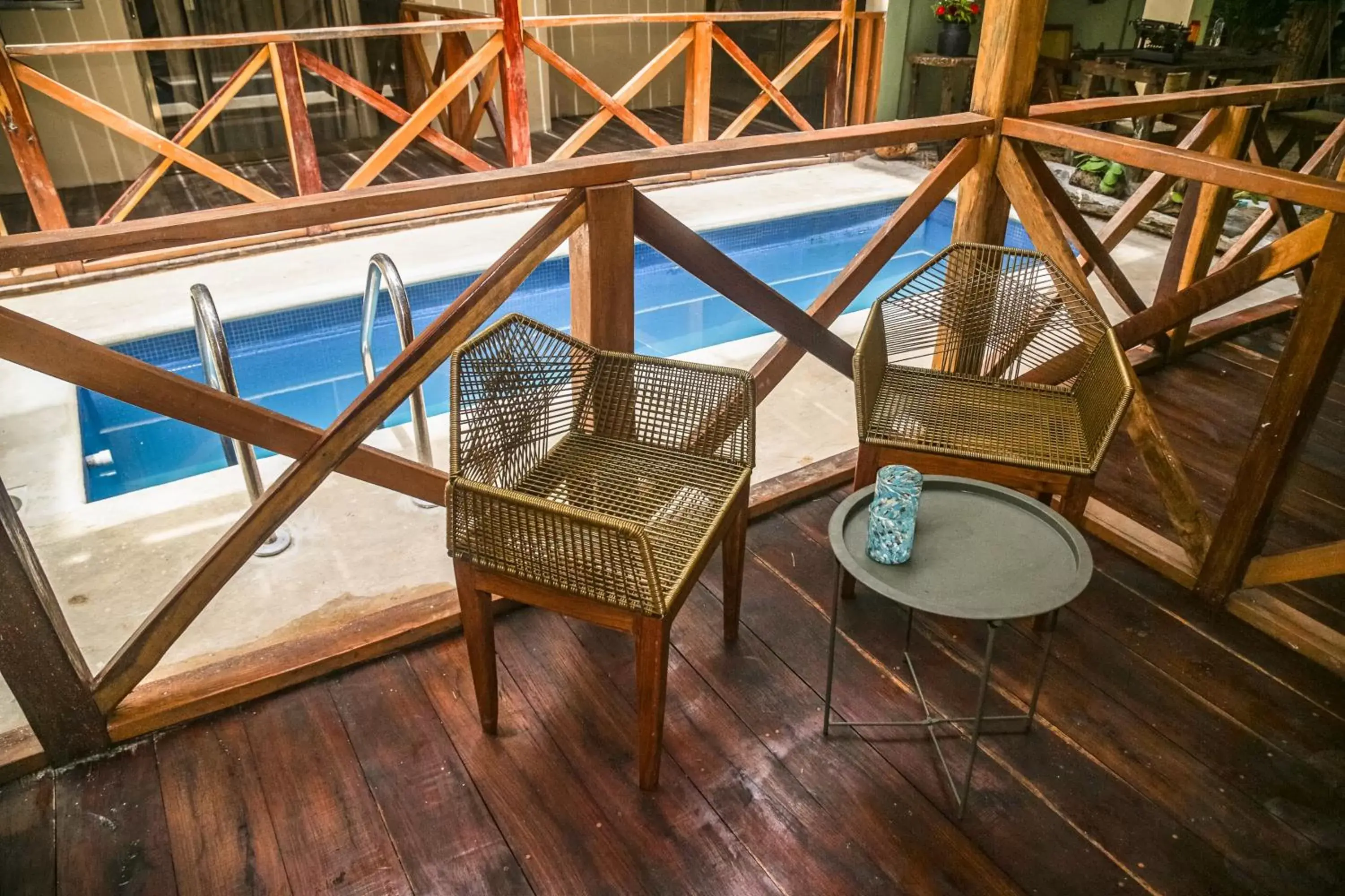 Balcony/Terrace, Swimming Pool in Alma de Zorro