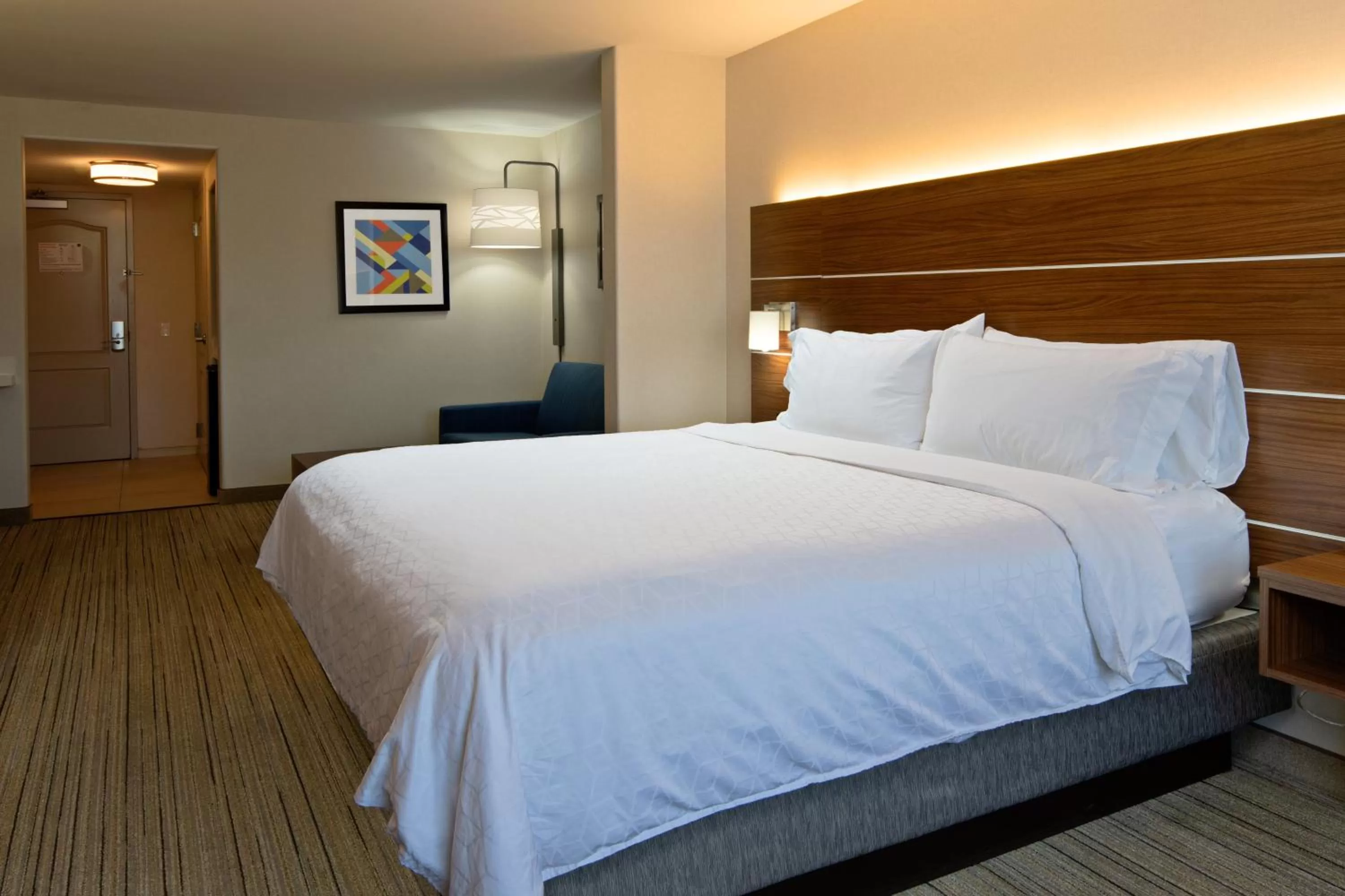 Bedroom, Bed in Holiday Inn Express Fresno South by IHG