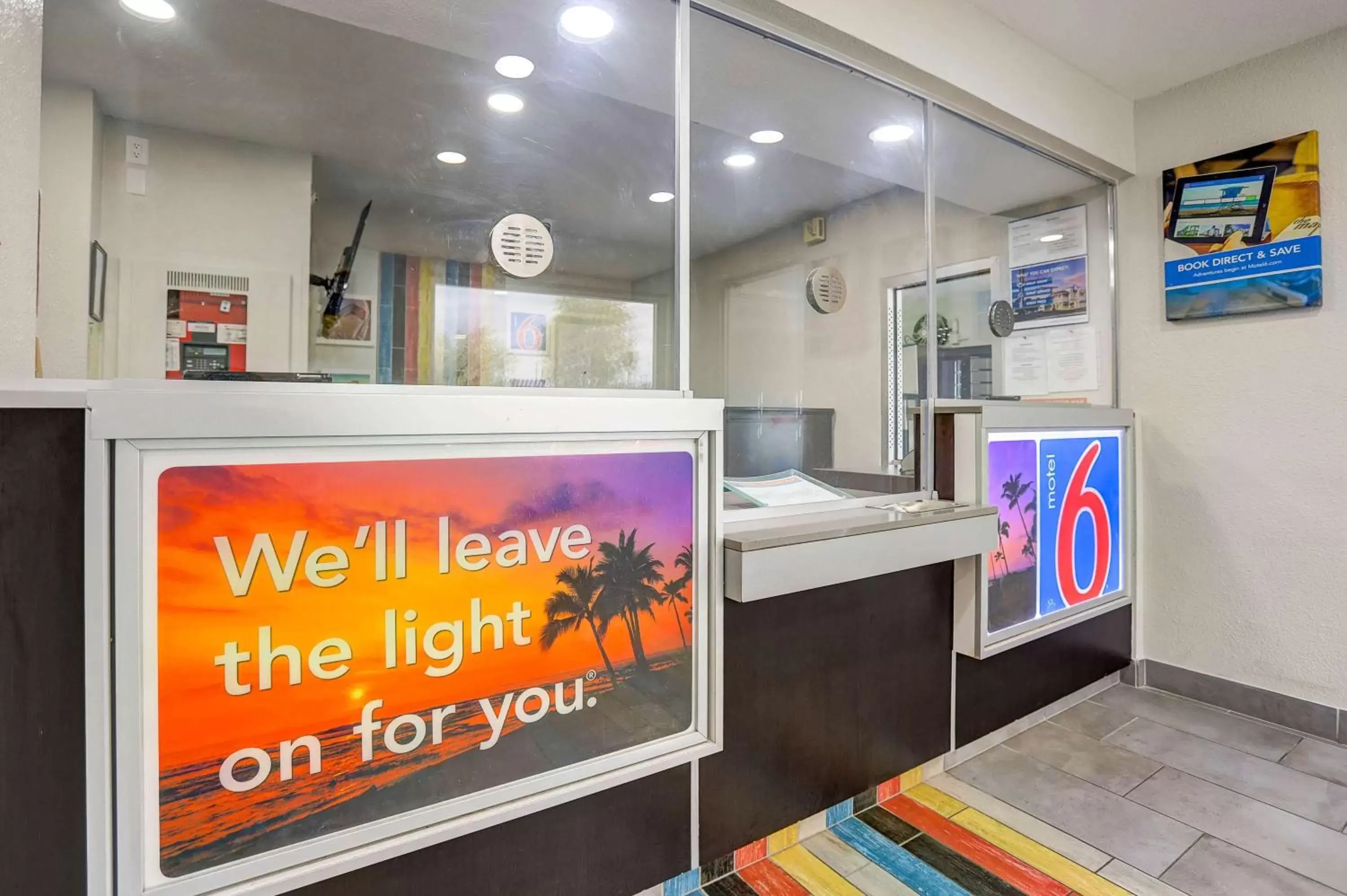 Lobby or reception in Motel 6-San Bernardino, CA - South Lobby or reception in Motel 6-San Bernardino, CA - South