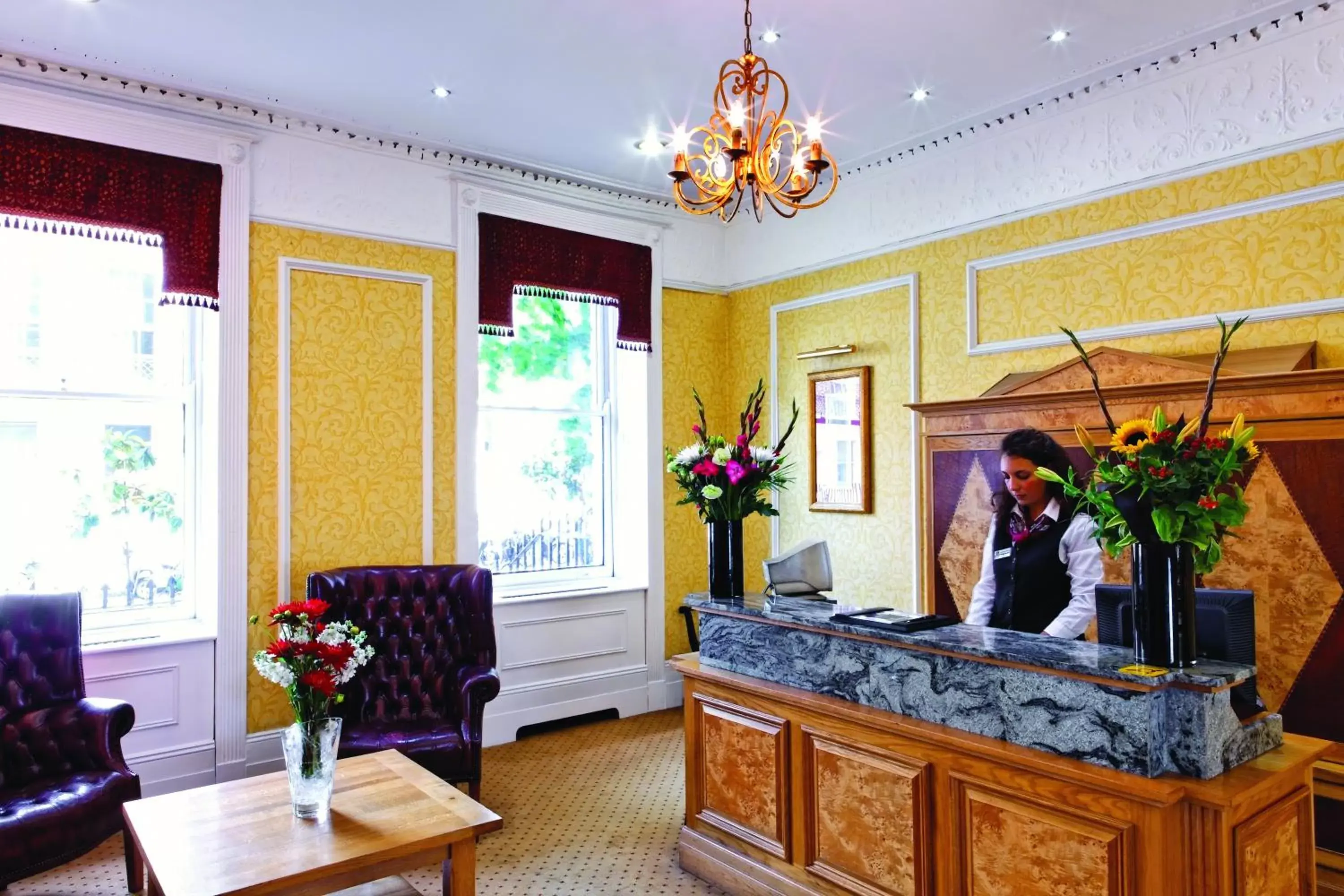 Lobby or reception, Lobby/Reception in Grange Buckingham Hotel