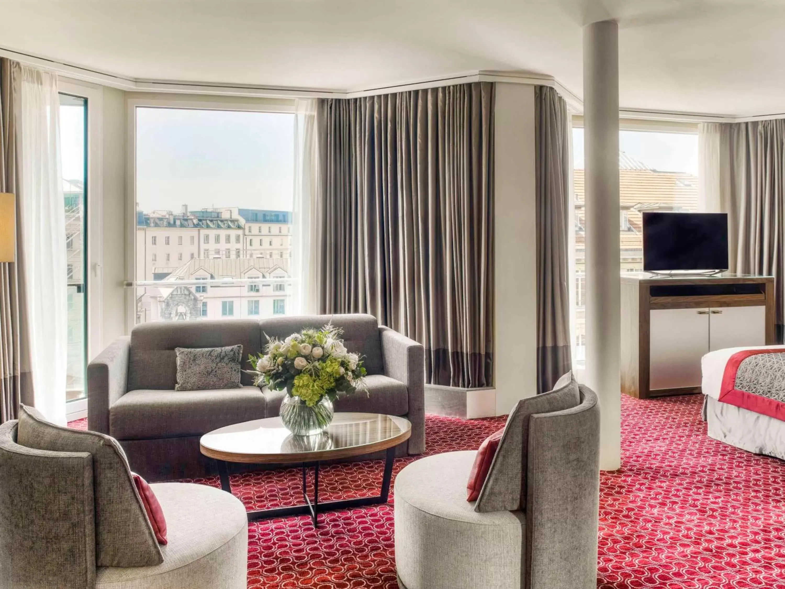 Bedroom, Seating Area in Fairmont Grand Hotel Geneva