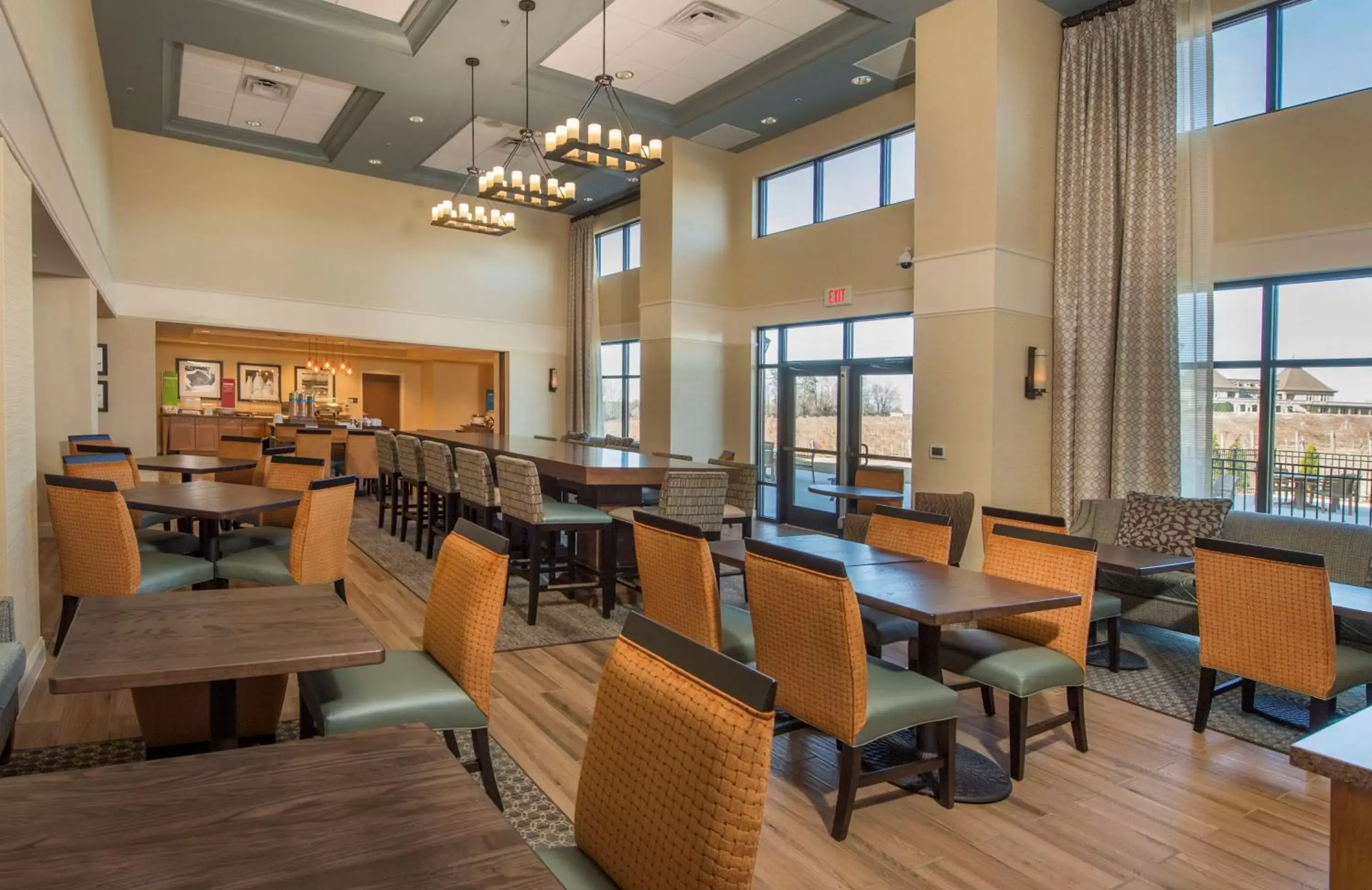 Breakfast, Restaurant/Places to Eat in Hampton Inn & Suites Braselton