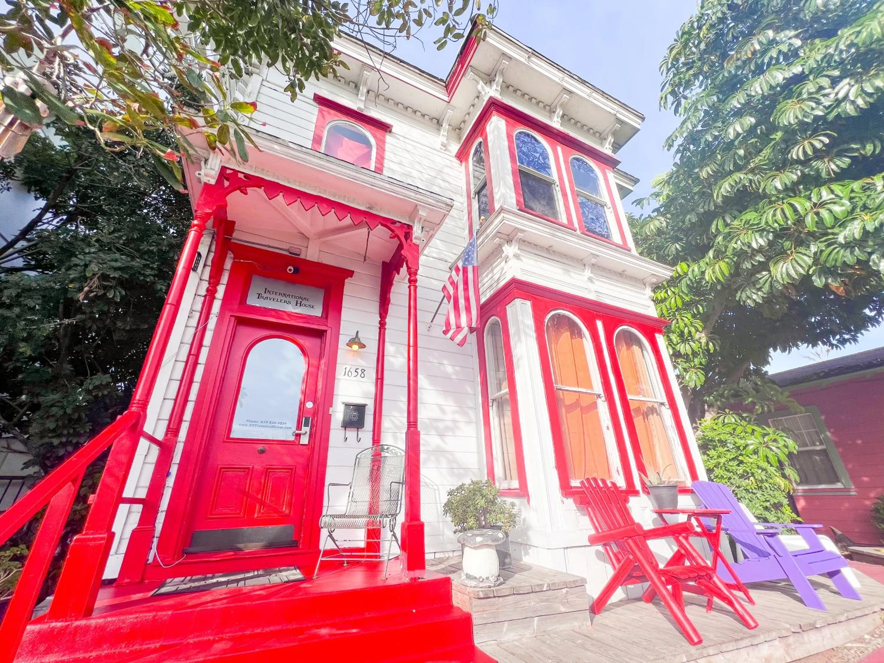 Property building in ITH San Diego Adventure Hostel