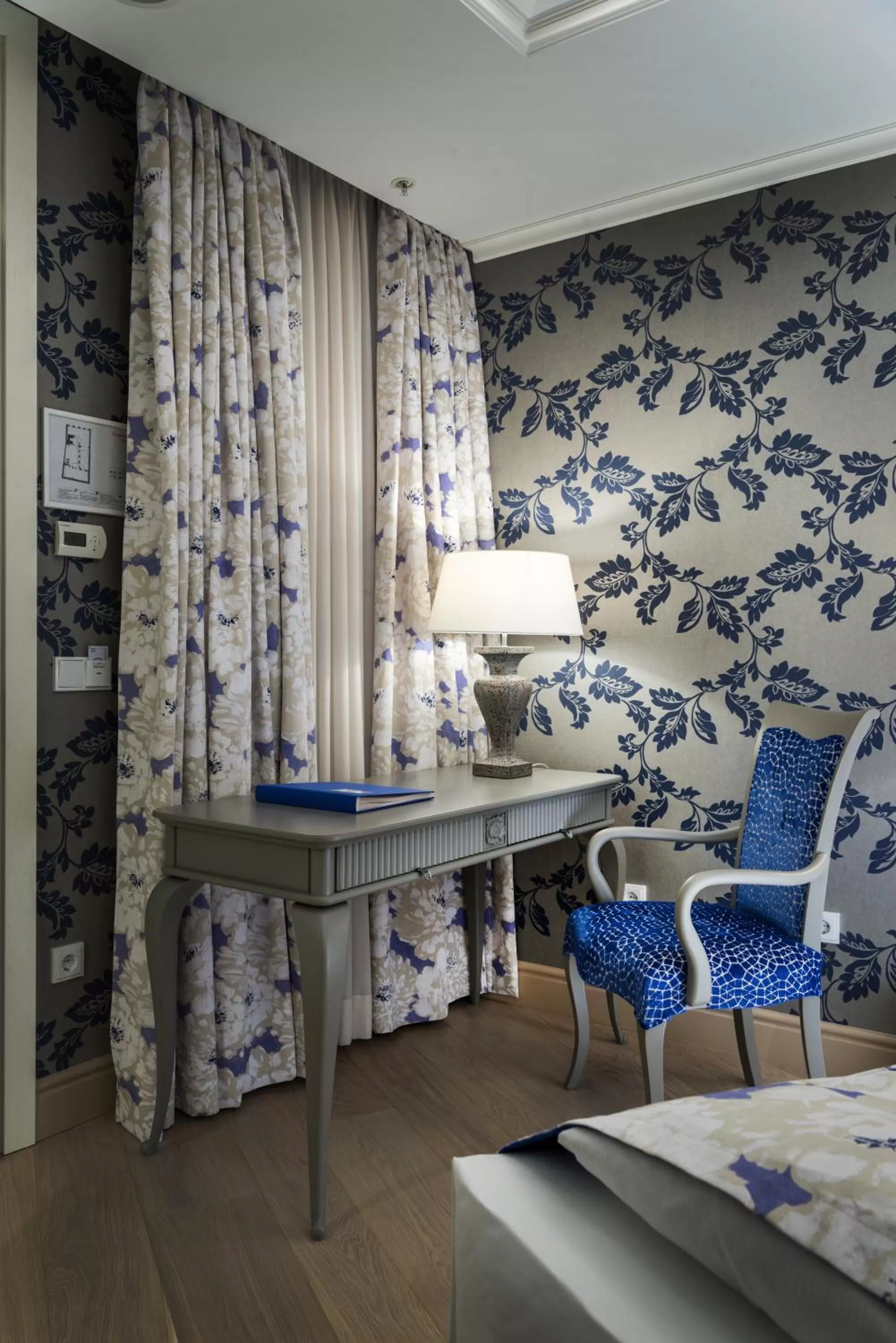 Seating area in Relais Le Chevalier