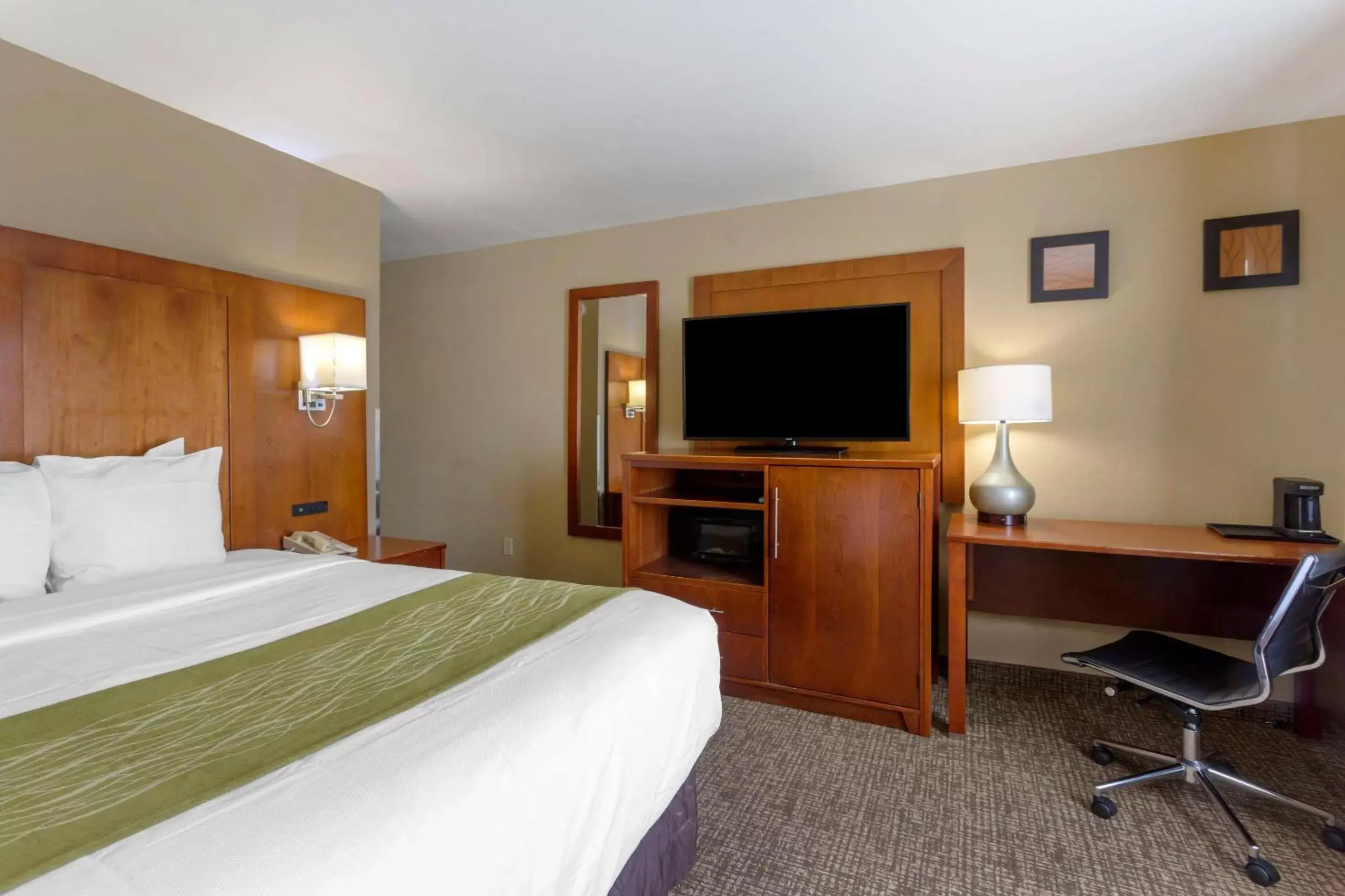 Bedroom, Bed in Comfort Inn & Suites Salt Lake City/Woods Cross