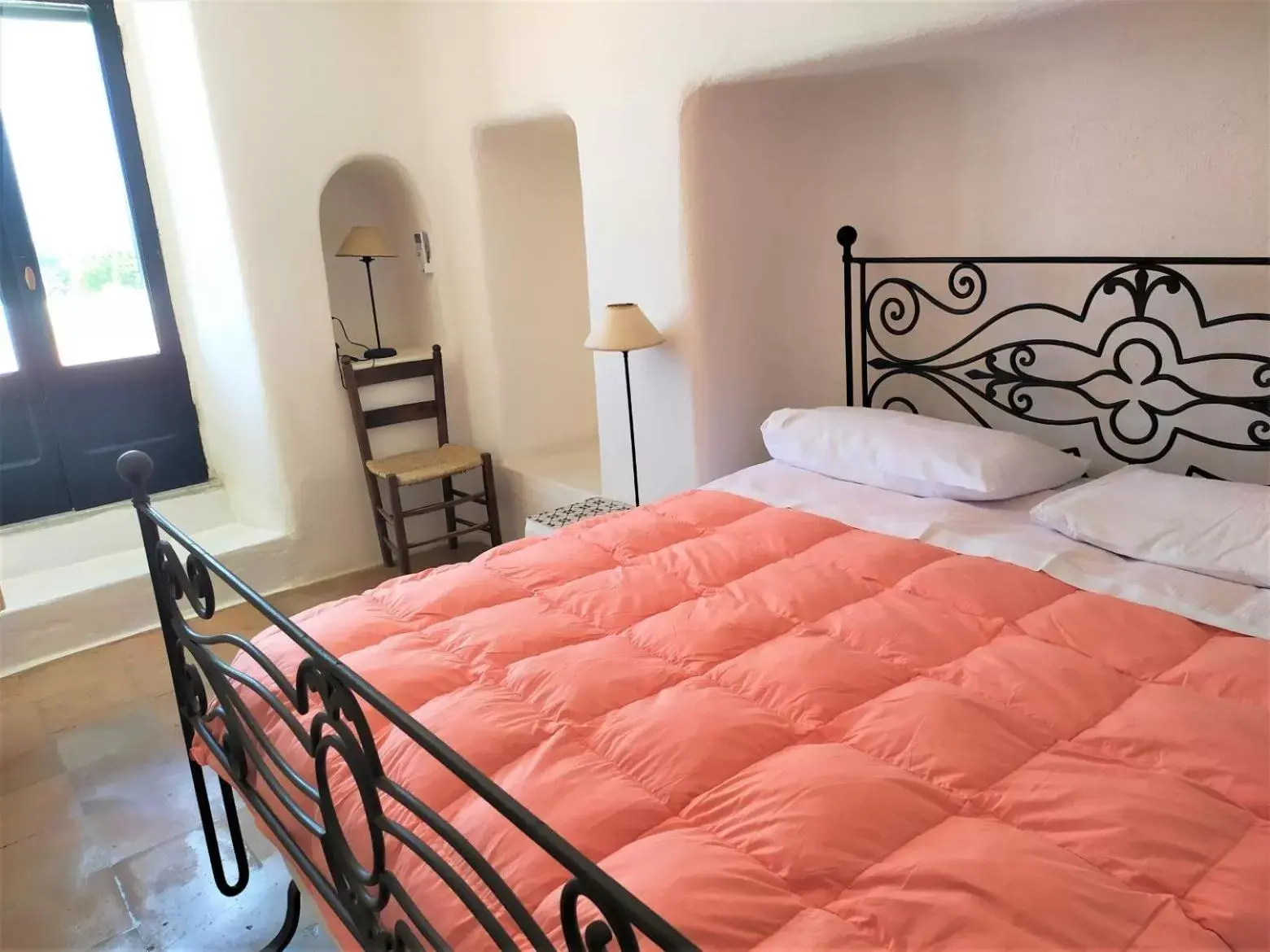 Bed in Villa Ravino Aparthotel
