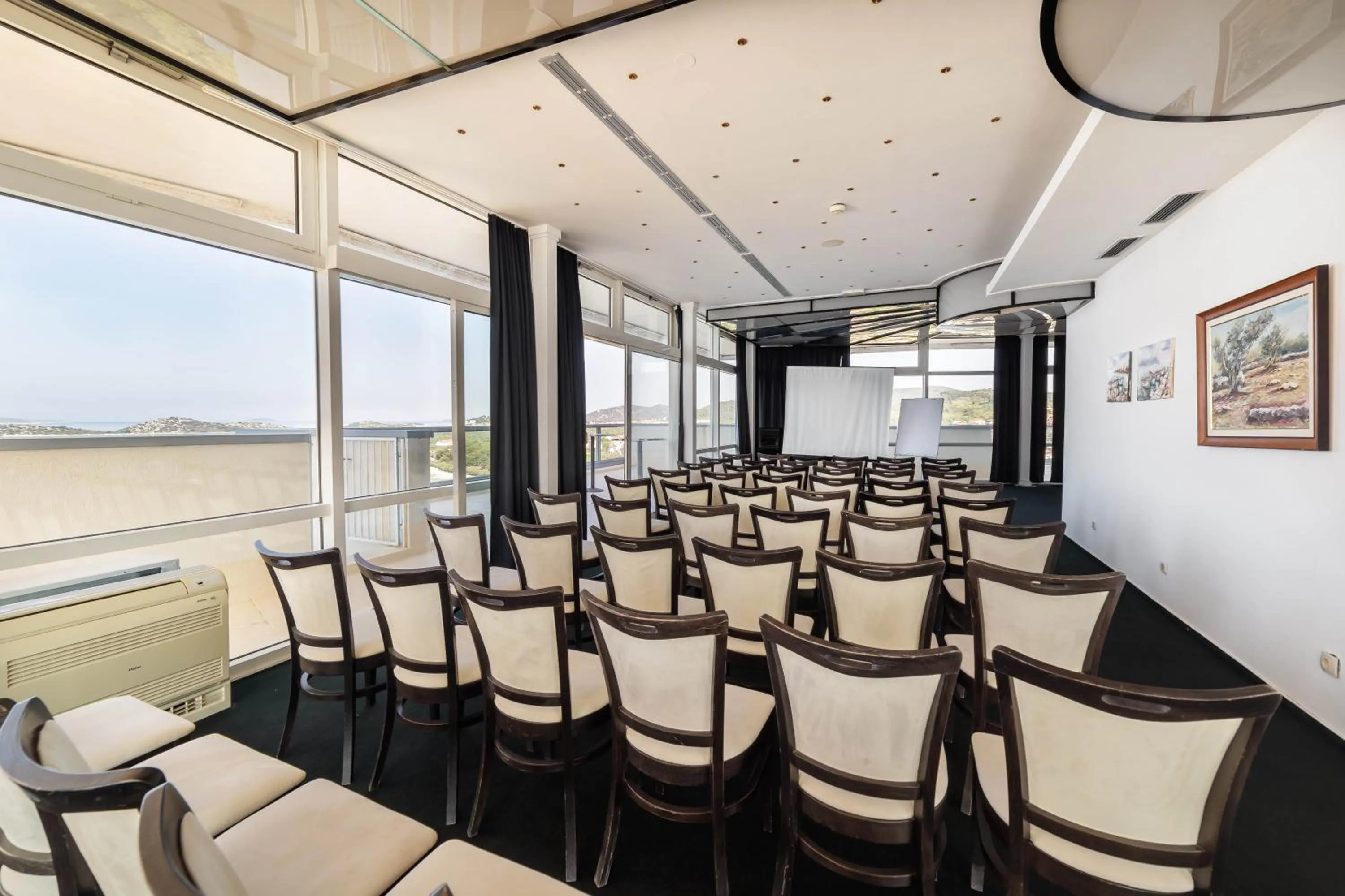 Business facilities in Hotel Punta