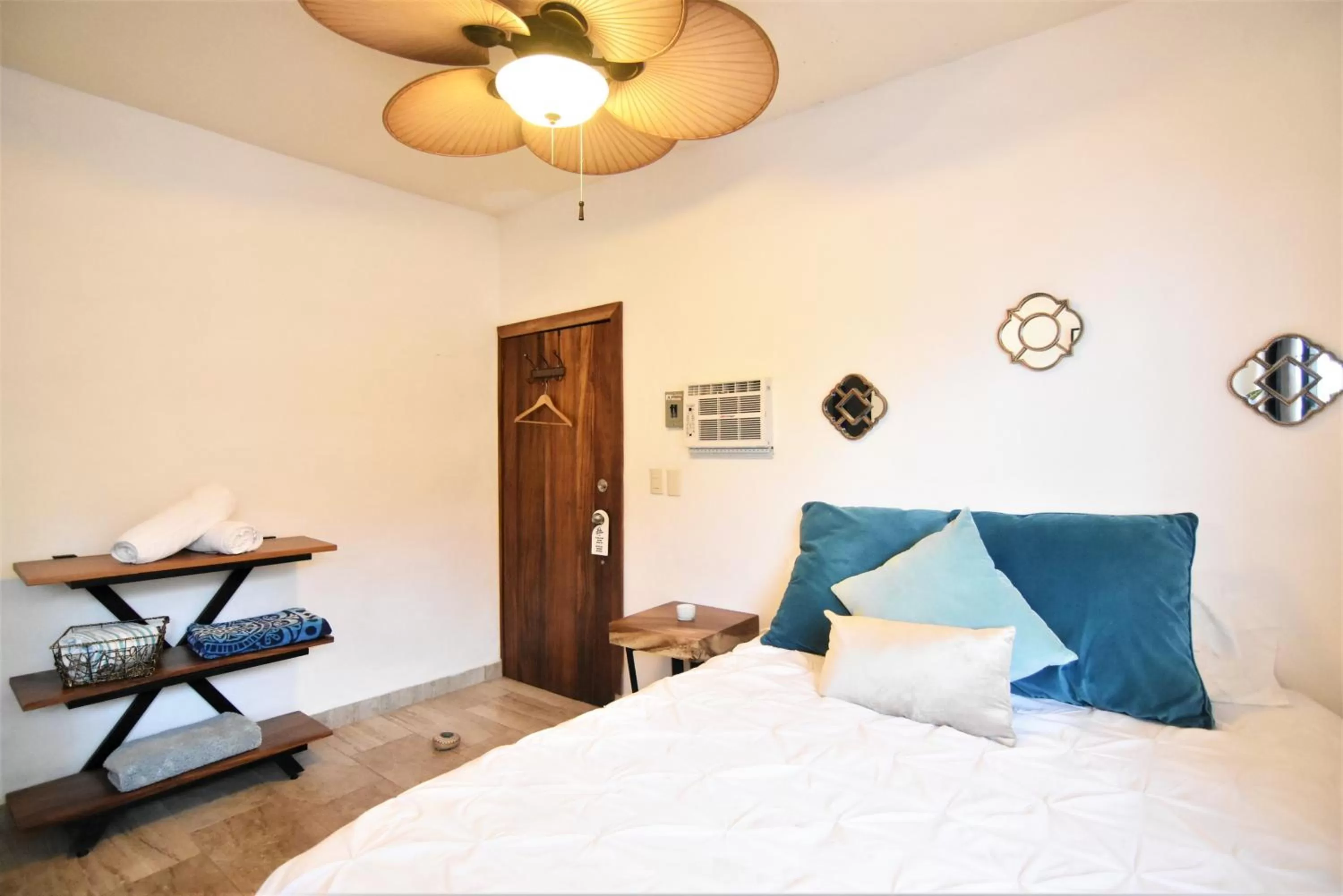 Bed in Hotel Vista Oceana Sayulita