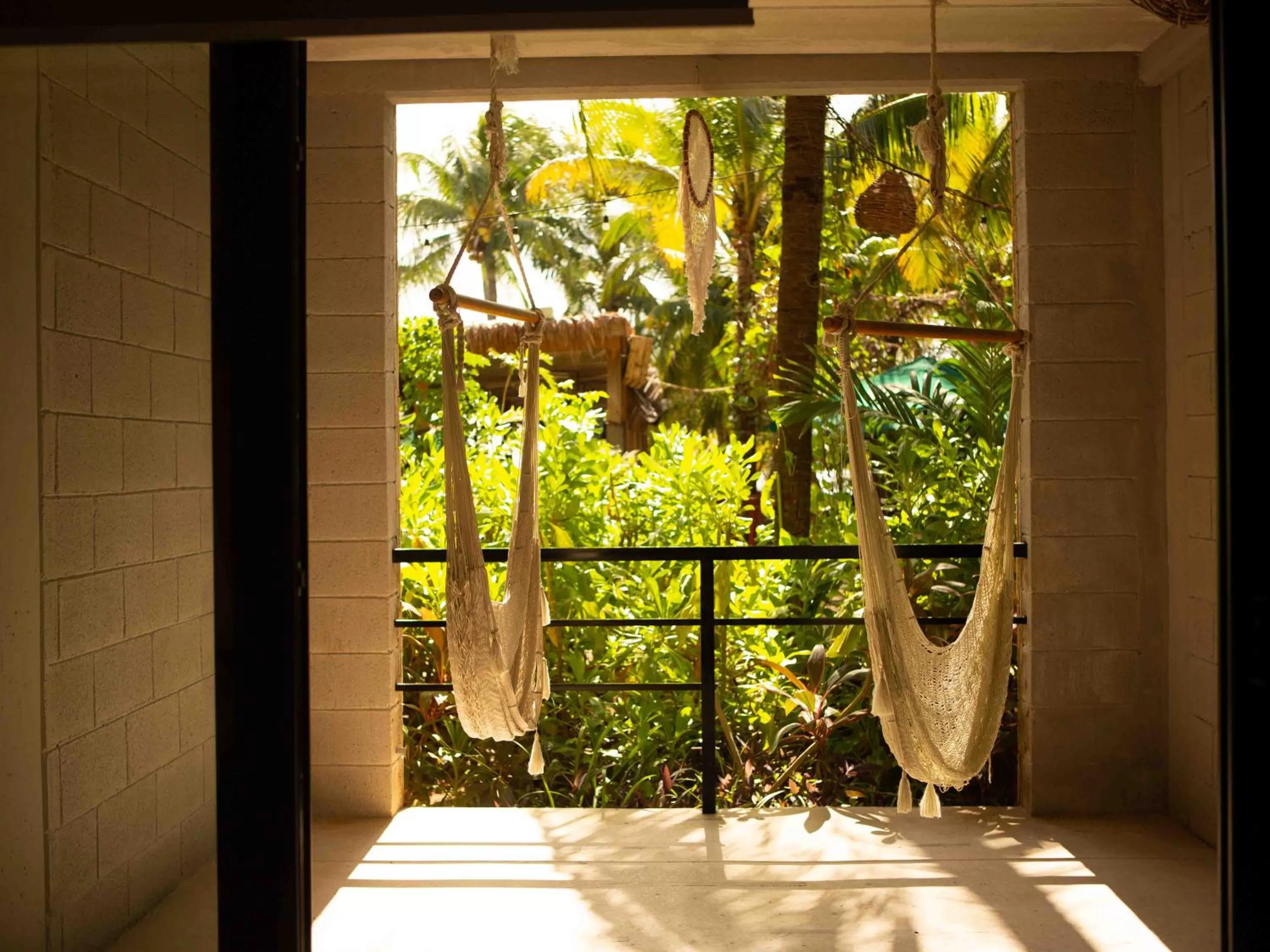 Balcony/Terrace in Nomads Hotel, Hostel & Beachclub