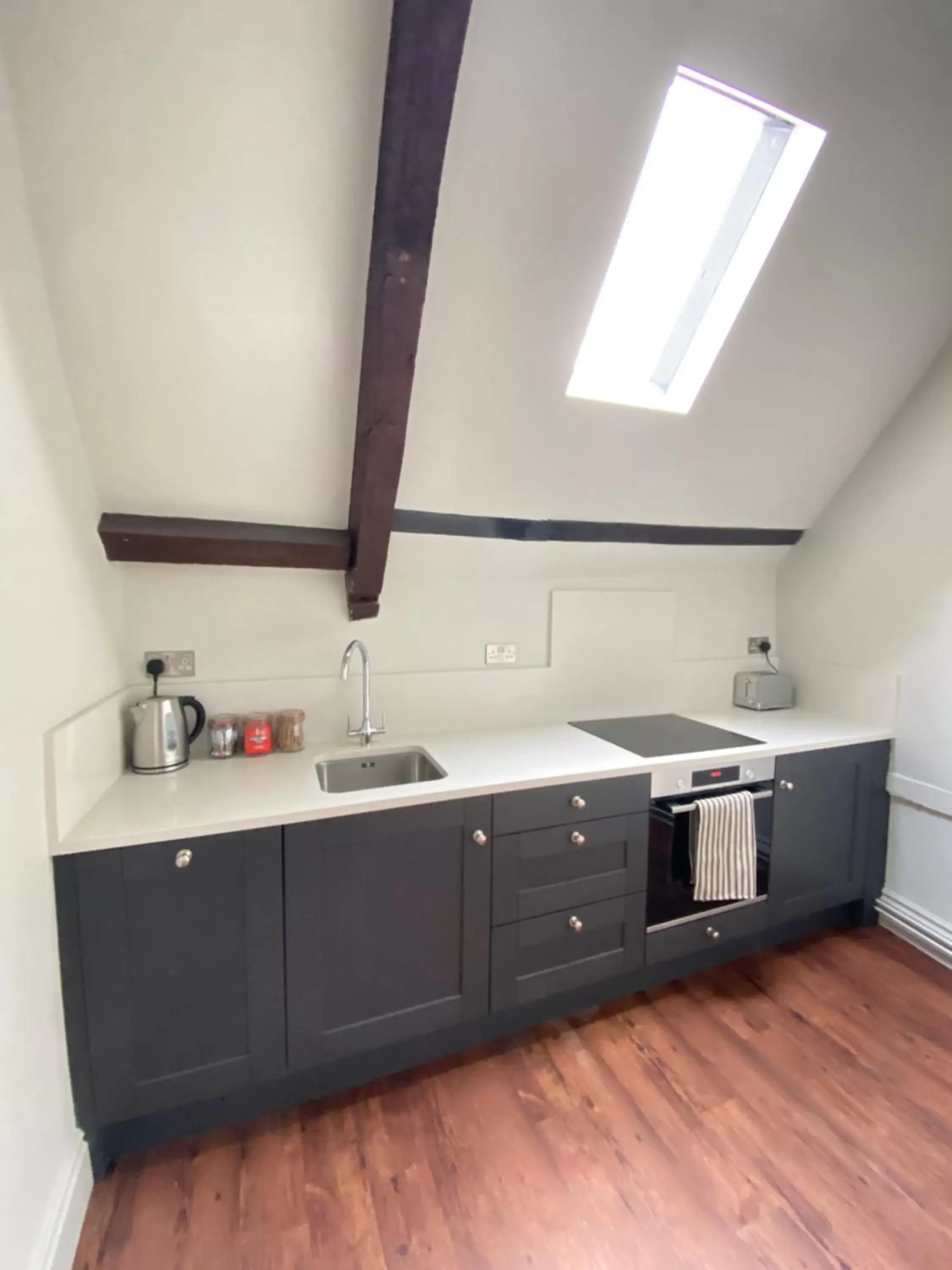 Coffee/tea facilities, Kitchen/Kitchenette in The Fort York