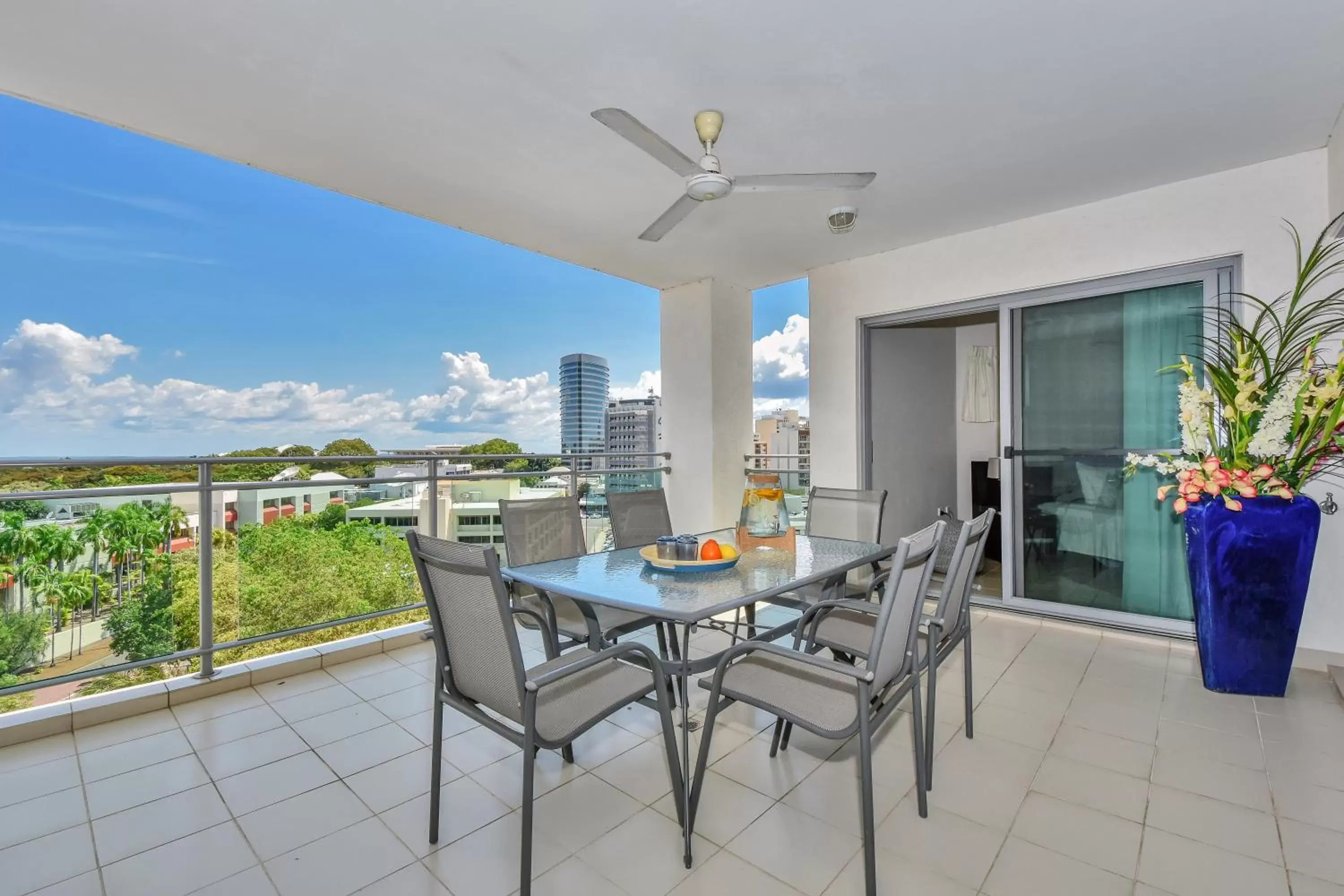 Balcony/Terrace in Argus Apartments Darwin