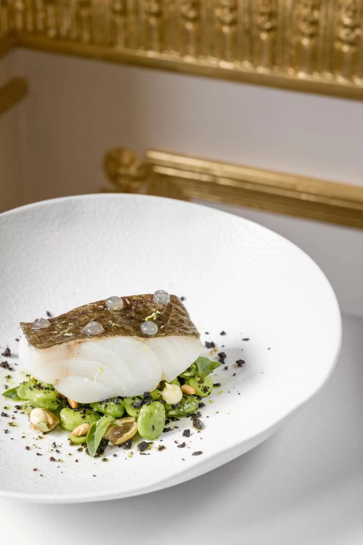 Restaurant/places to eat in Hotel Le Place d'Armes - Relais & Châteaux