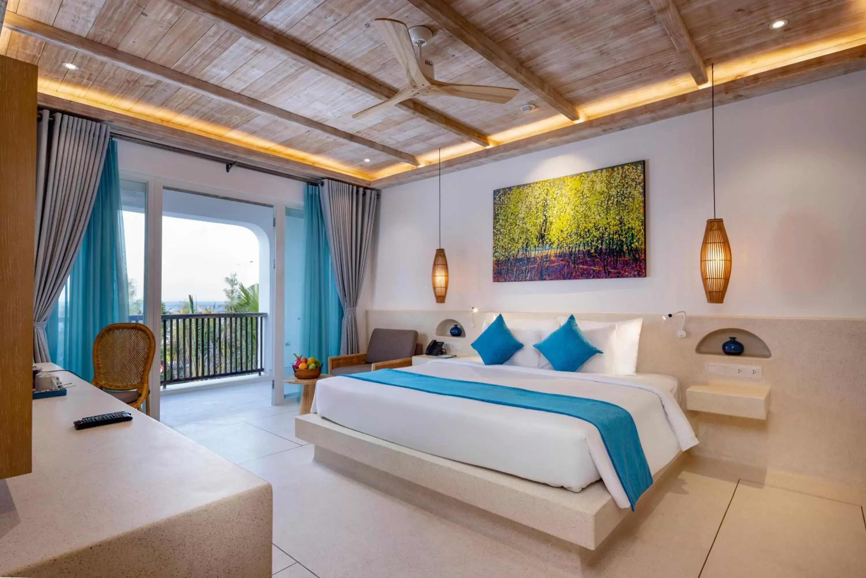 Bedroom, Bed in Stelia Beach Resort