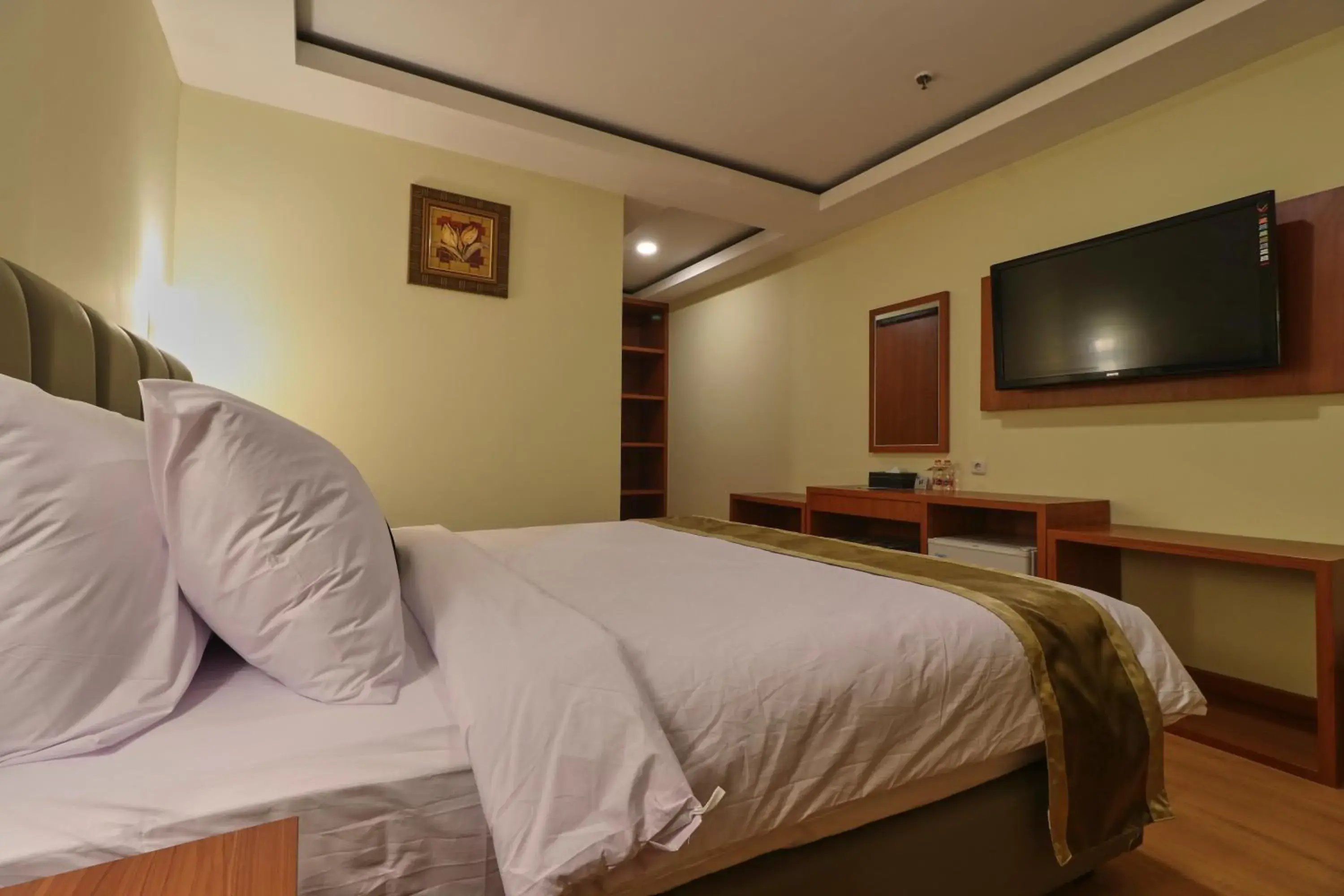 Bed in Coins Hotel Jakarta
