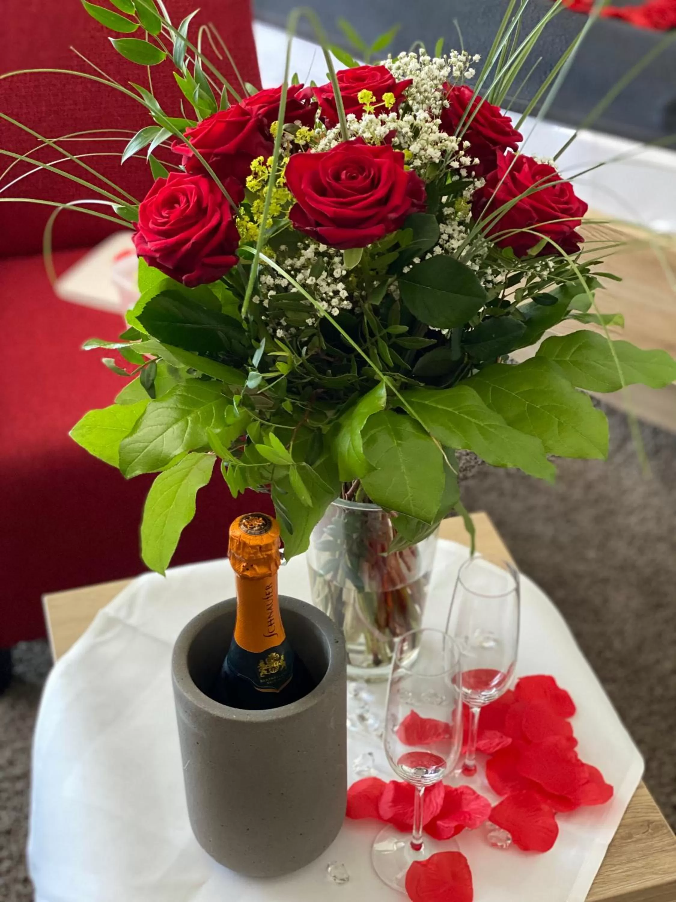 Food and drinks in Hotel Restaurant Schiff