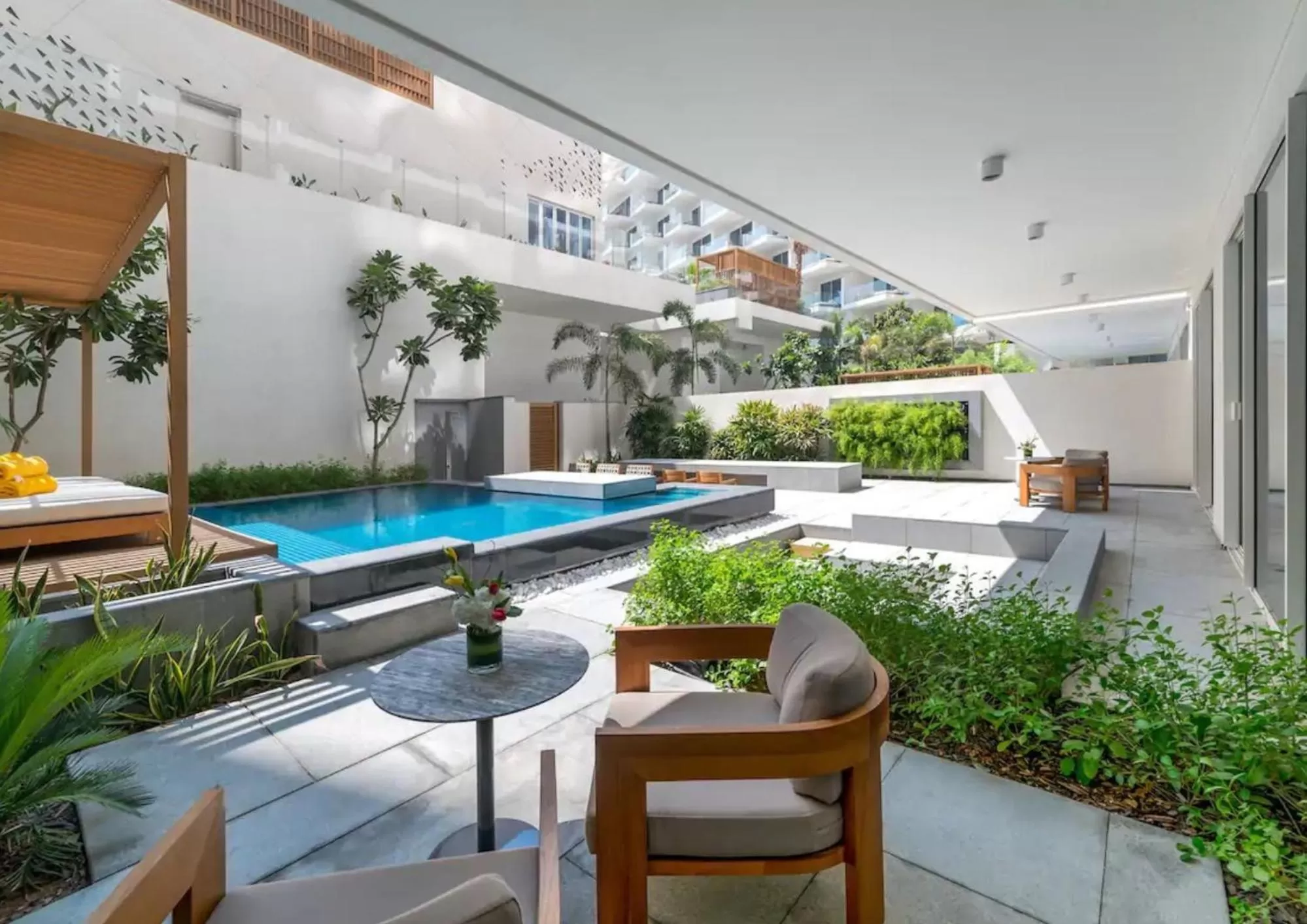 Swimming Pool in Five Palm Residences