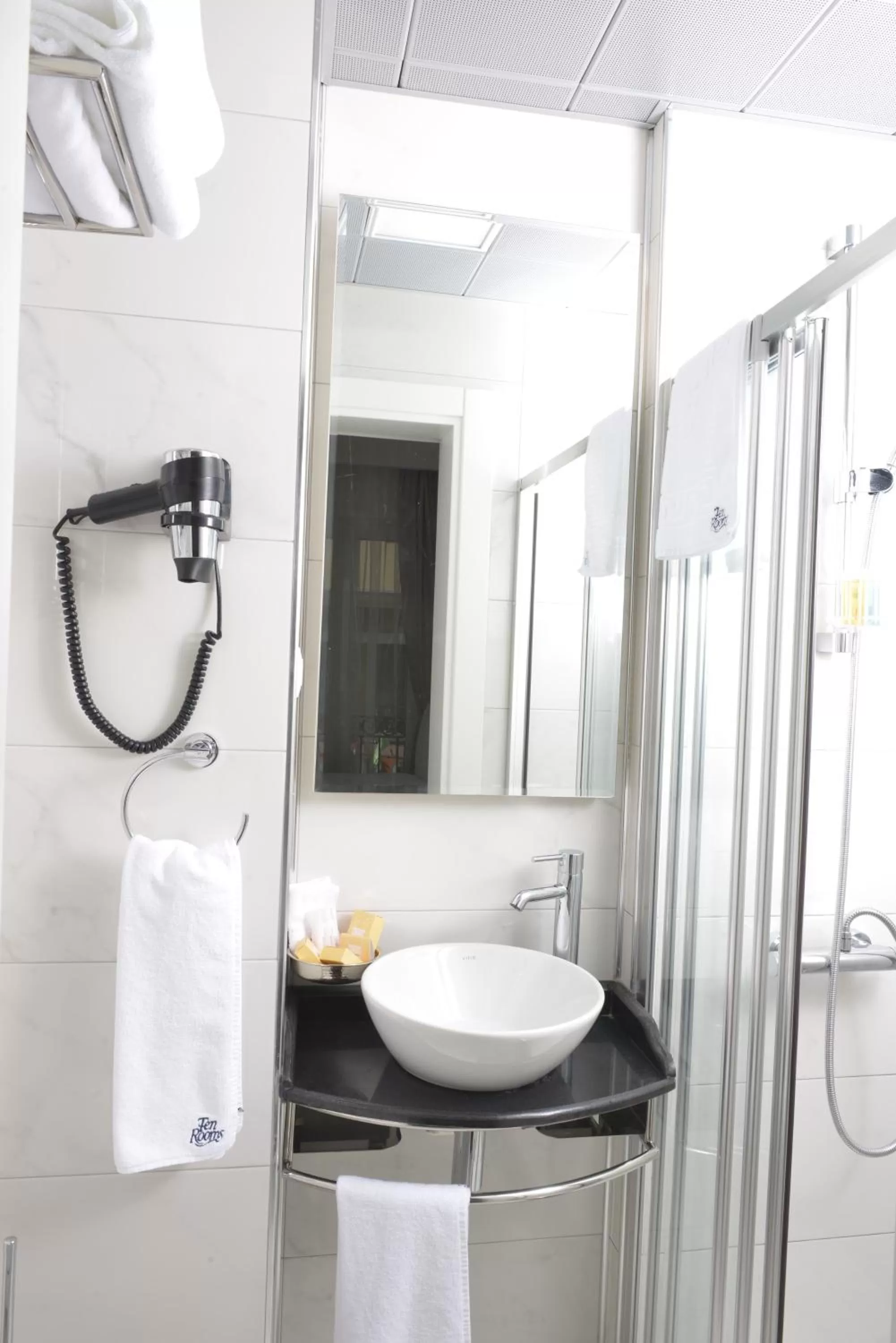 Bathroom in Ten Rooms Istanbul Hotel