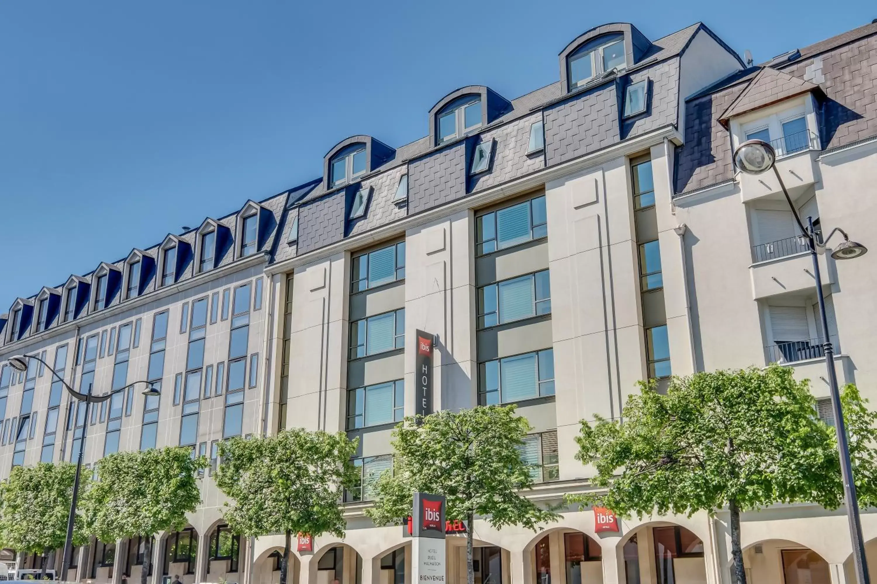 Facade/entrance, Property Building in ibis Paris Rueil Malmaison